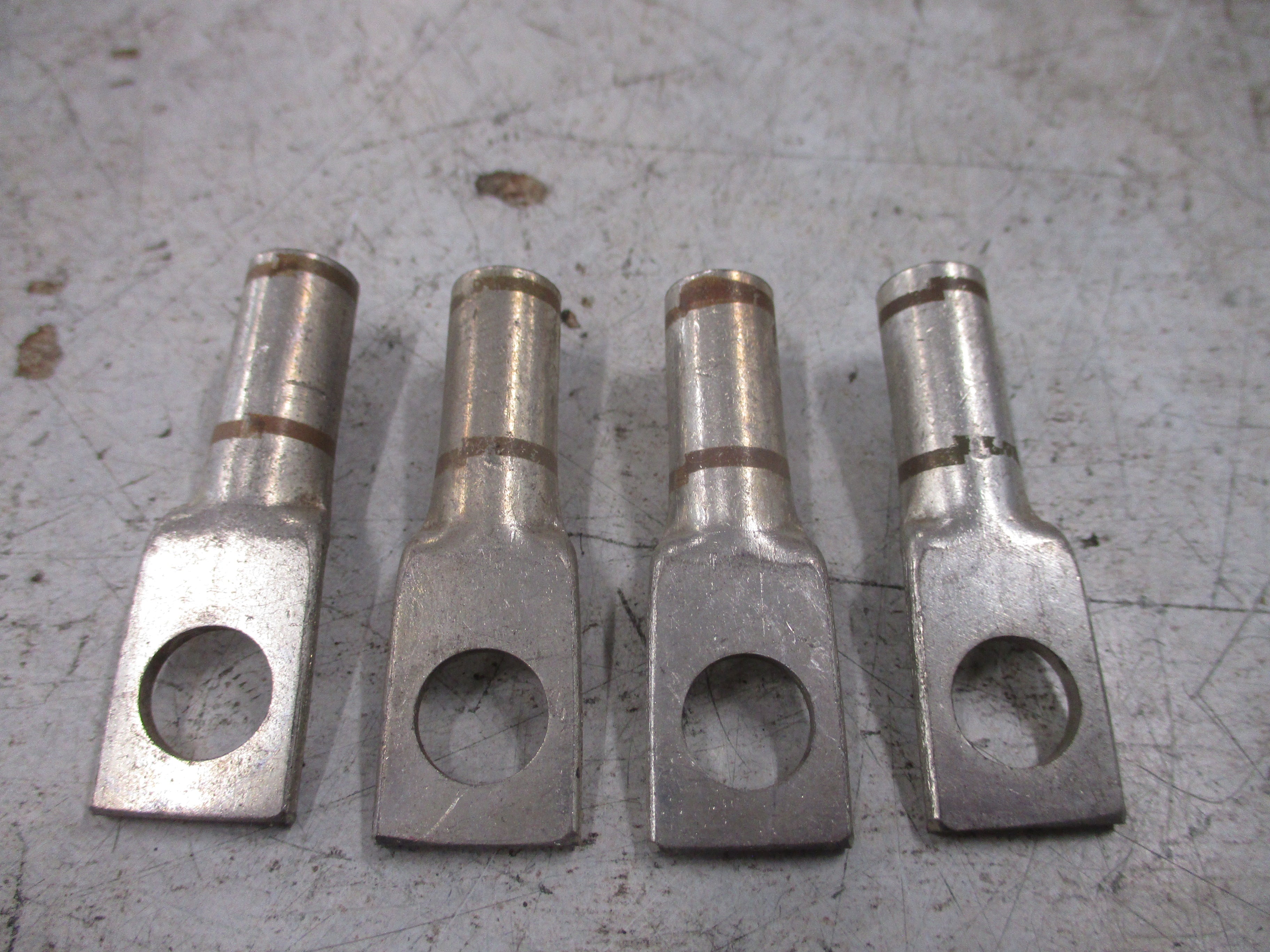 3M Crimp Lug 30024 2 STR 1-Hole *No Box* *Lot of 4* New Surplus