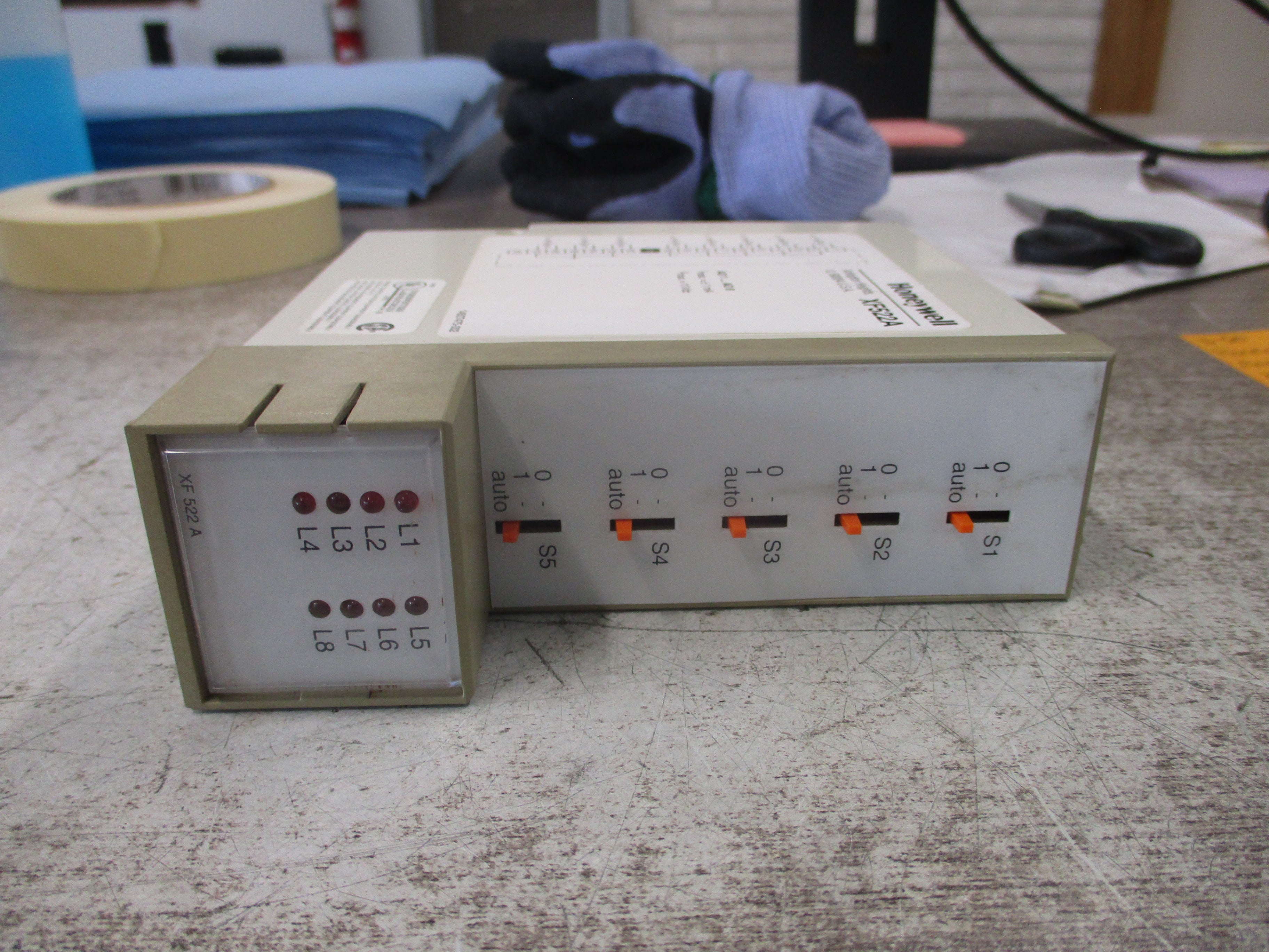 Honeywell Analog Output Module XF522A Used