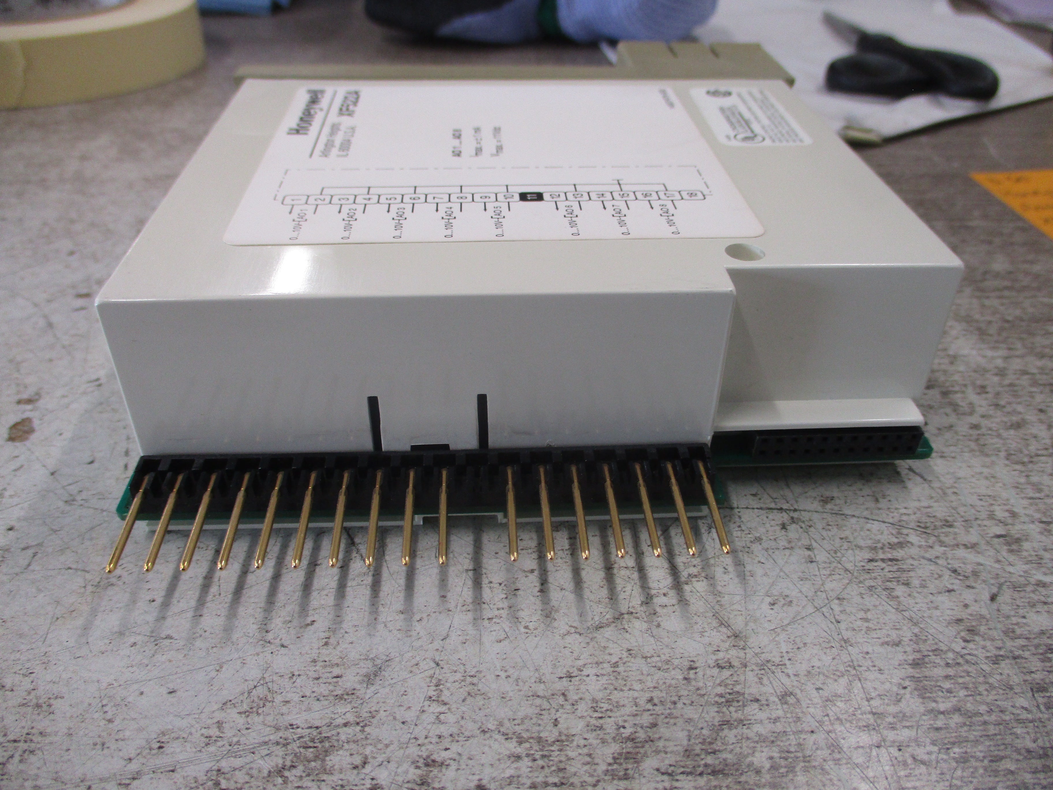 Honeywell Analog Output Module XF522A Used