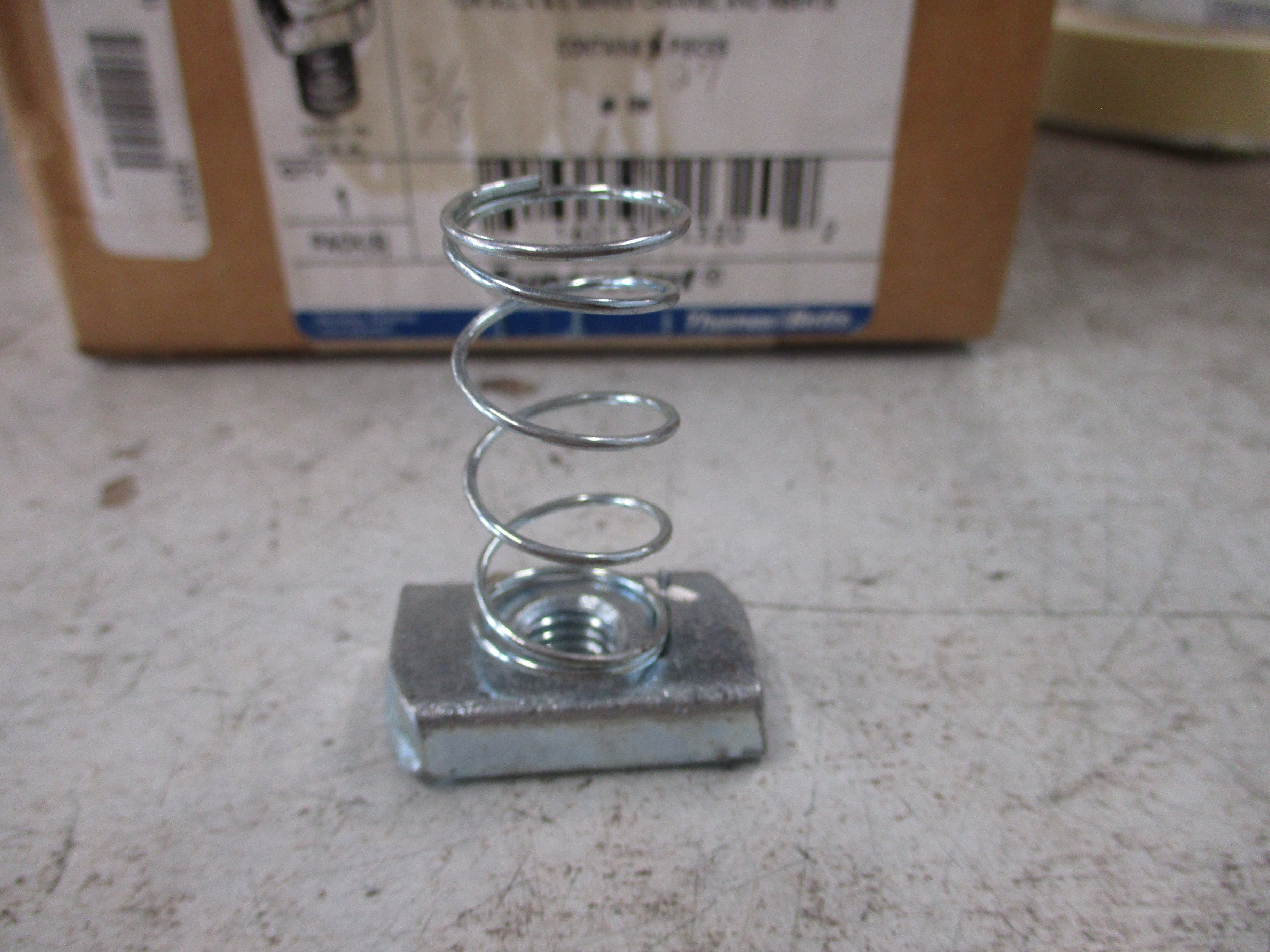 Thomas & Betts Superstrut Spring Nut 5YE11 Galvanized Steel 3/8" *Box of 27*