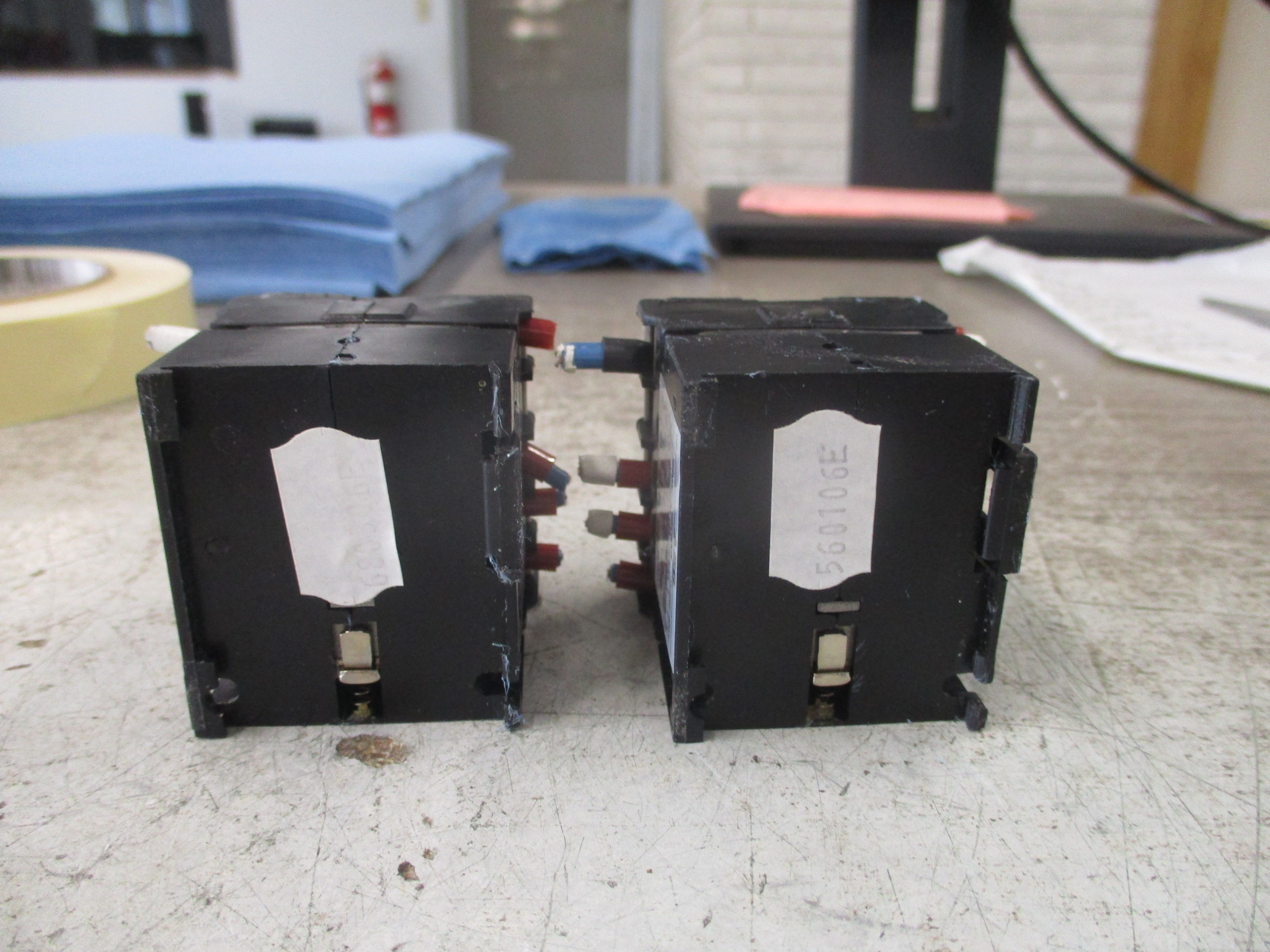 AEG Relay SH04 24VDC Coil 16A 600V *Lot of 2* Used