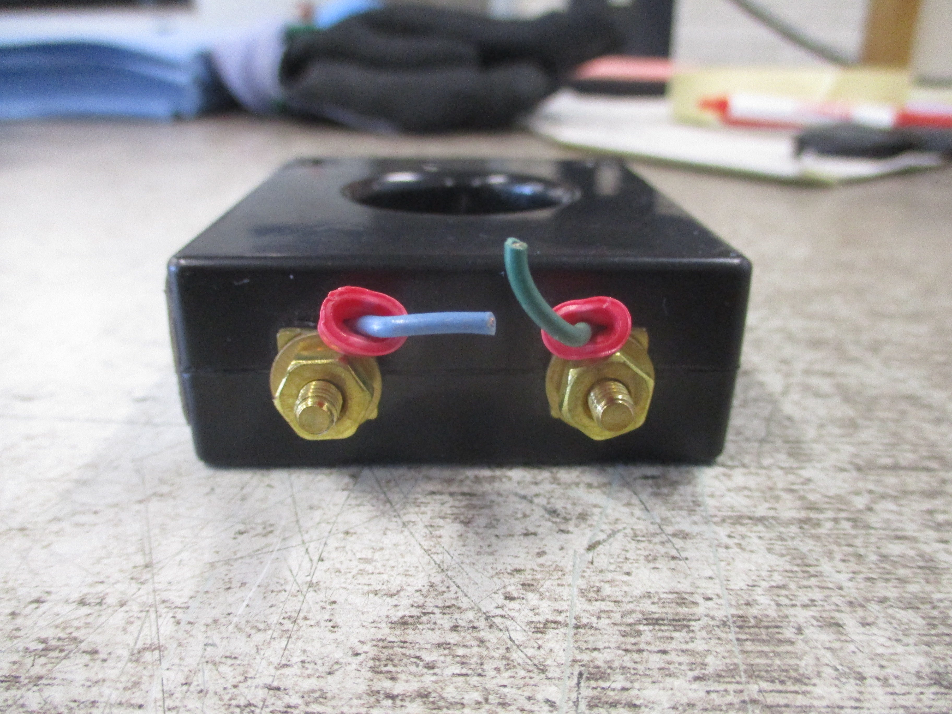 Tyco/Crompton Current Transformer 2SHT-401-0.1 Ratio 400:0.10A 600V 50-400Hz