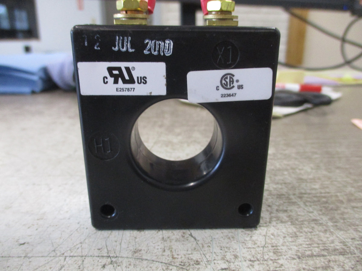 Tyco/Crompton Current Transformer 2SHT-401-0.1 Ratio 400:0.10A 600V 50-400Hz