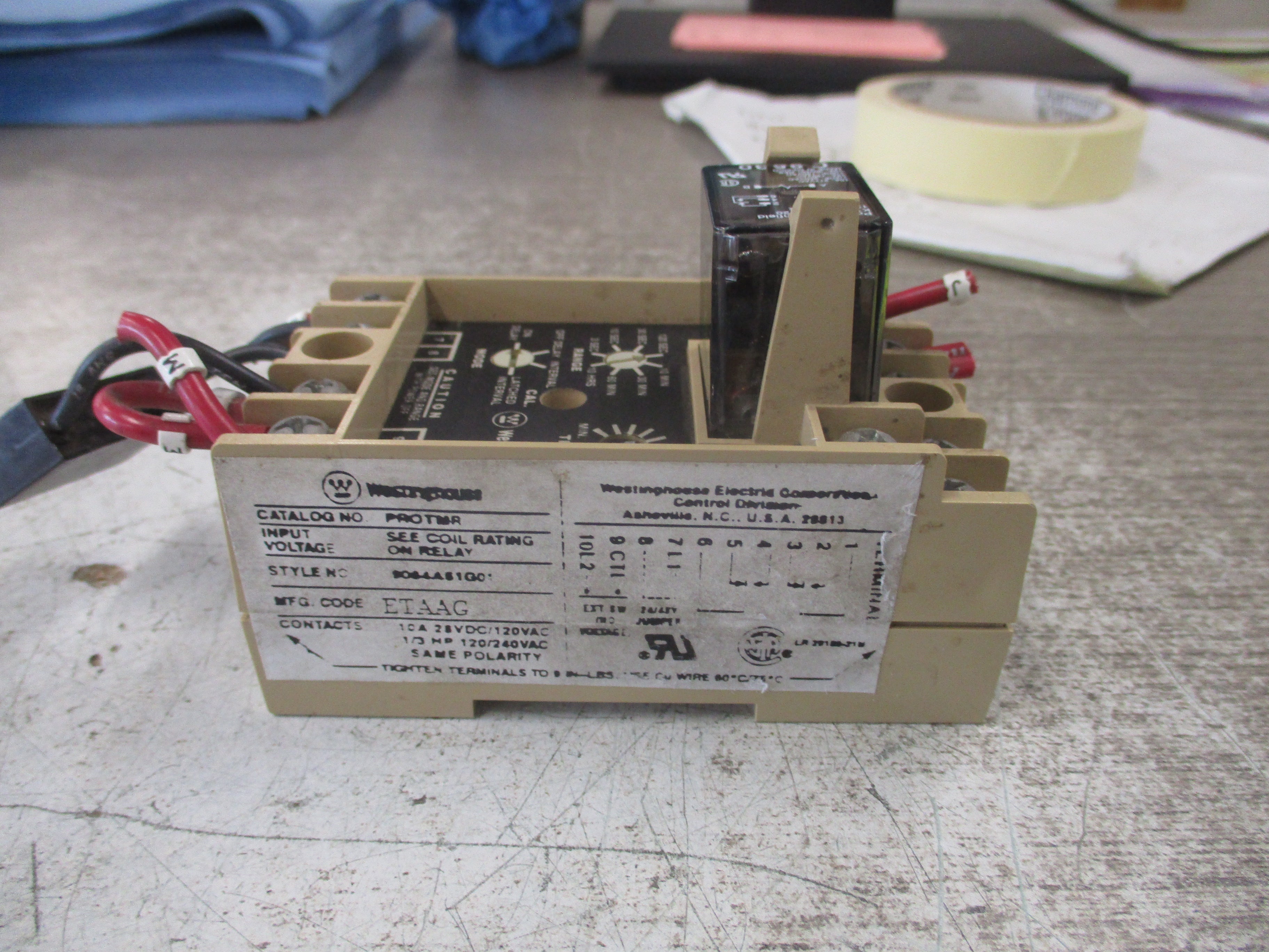 Westinghouse Timing Relay PROTMR Style #: 9084A61G01 120V Input