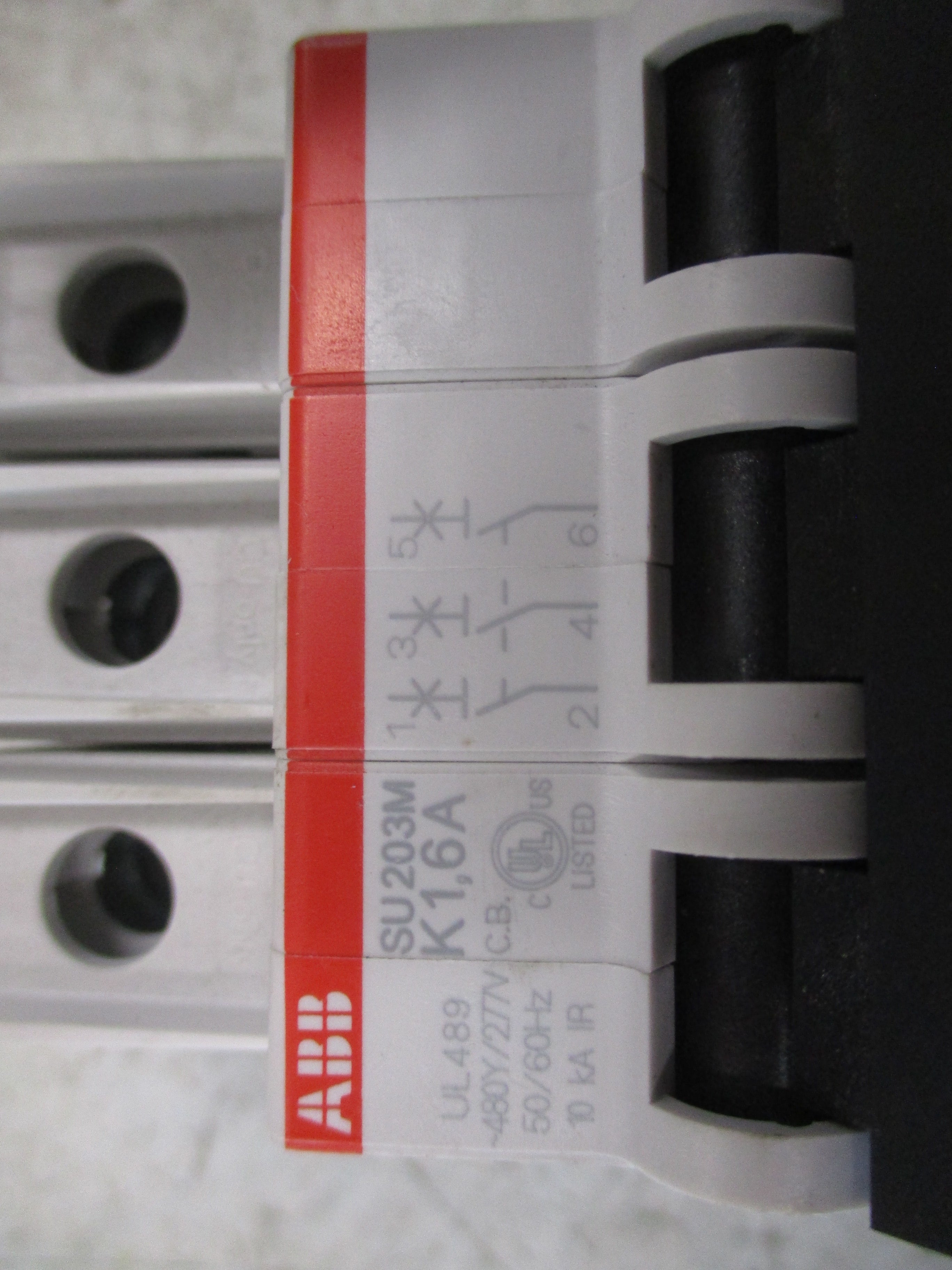 ABB Circuit Breaker SU203M K1.6A 480Y/277V 1.6A 3P Used