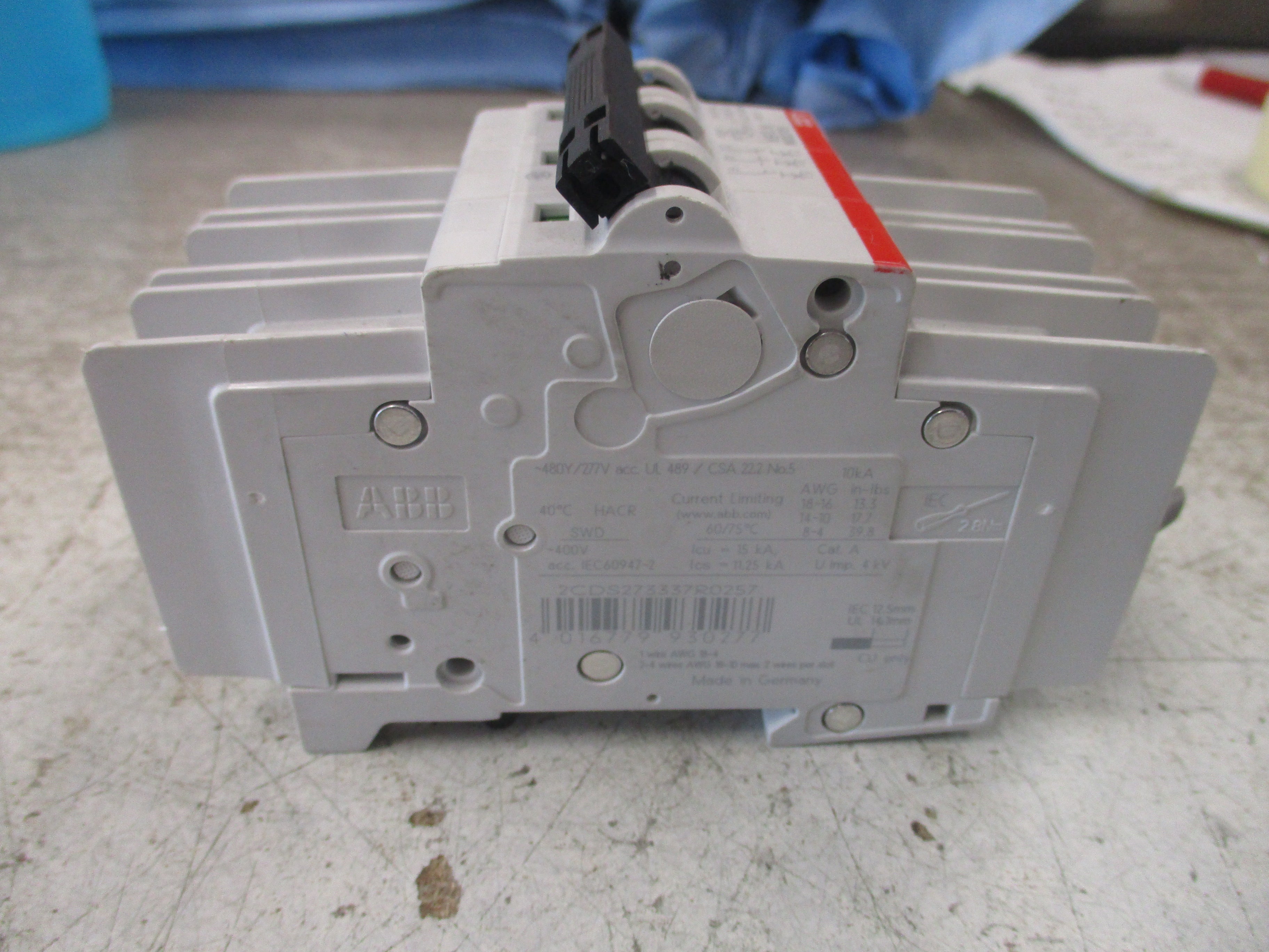 ABB Circuit Breaker SU203M K1.6A 480Y/277V 1.6A 3P Used