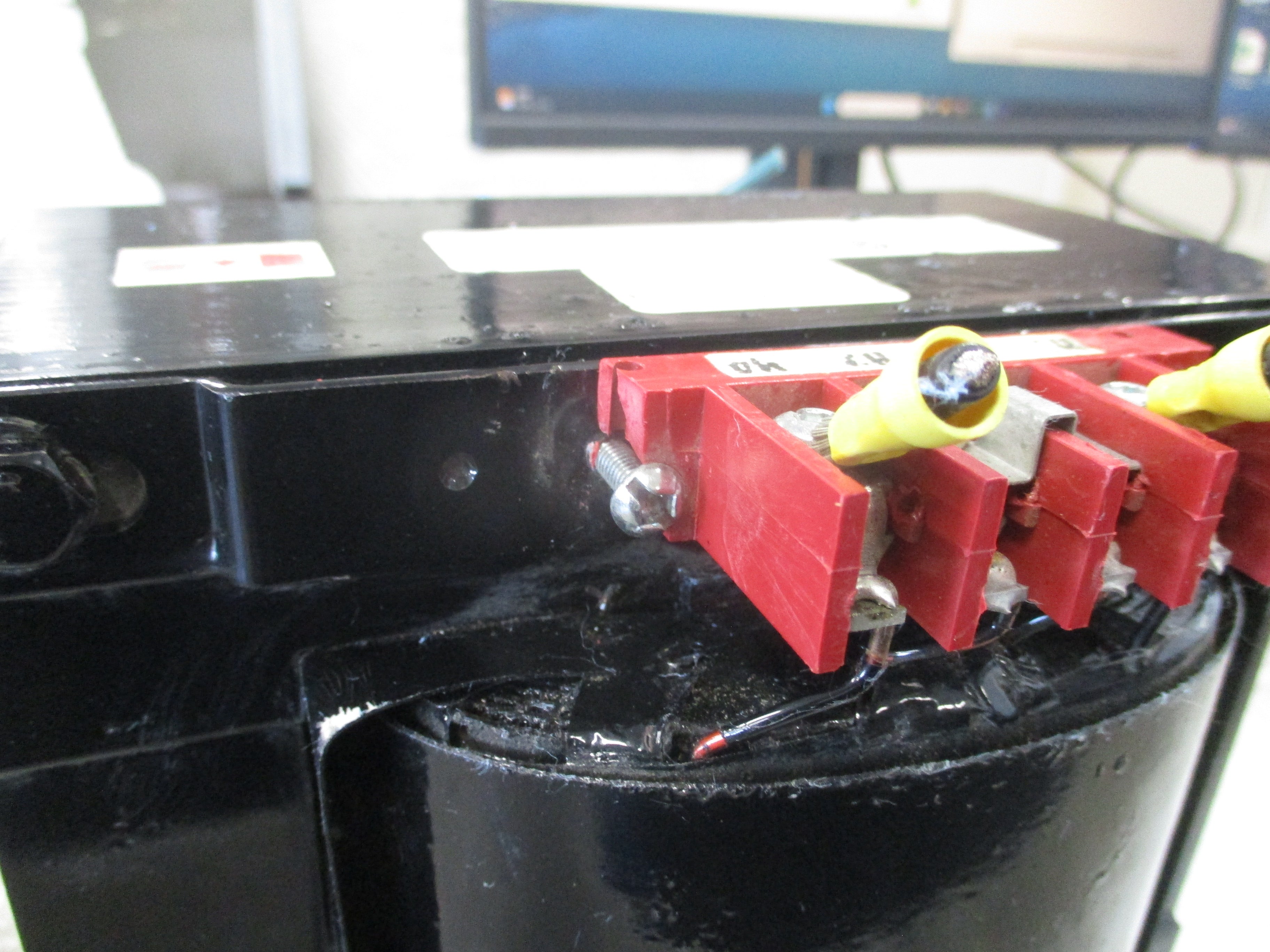 Rex Manufacturing Transformer CS3000LA 3KVA Pri: 240/480V Sec: 120V 60Hz 1P