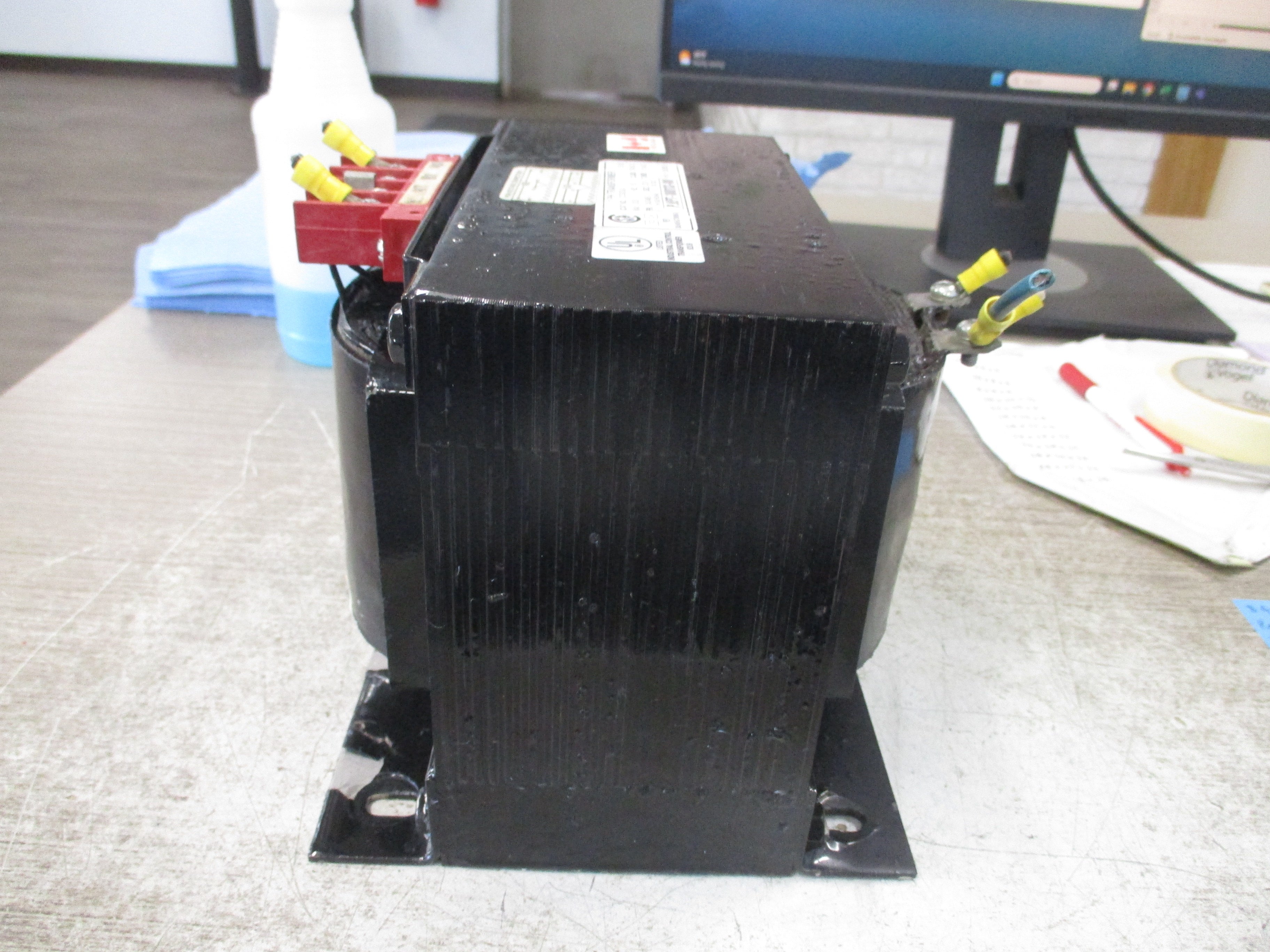 Rex Manufacturing Transformer CS3000LA 3KVA Pri: 240/480V Sec: 120V 60Hz 1P