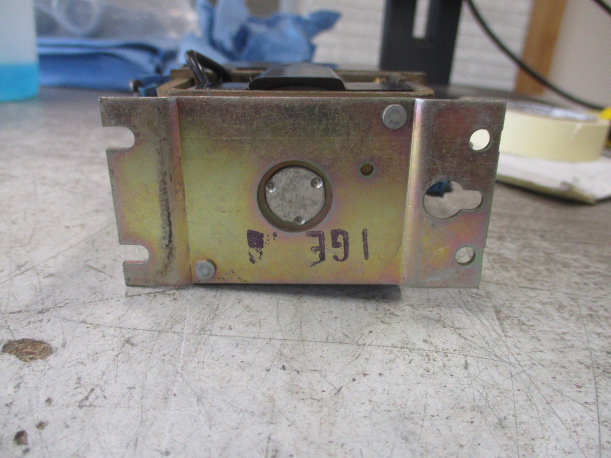 Westinghouse Control Relay NBFD22S Style #: 5072A49G04 125/130VDC Coil 10A 300V