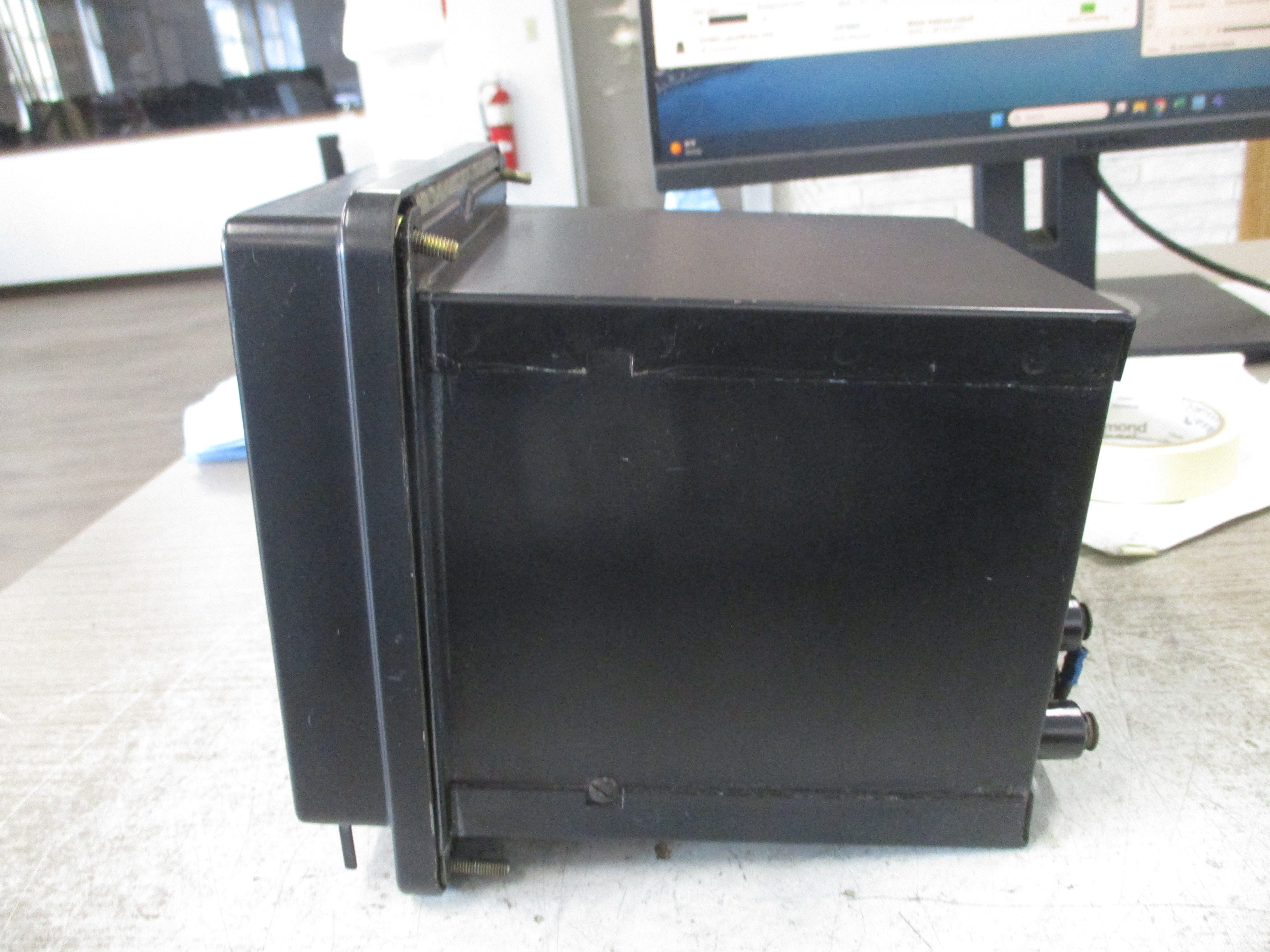 Westinghouse Overcurrent Relay ITH *Missing (1) Cover Screw* Used