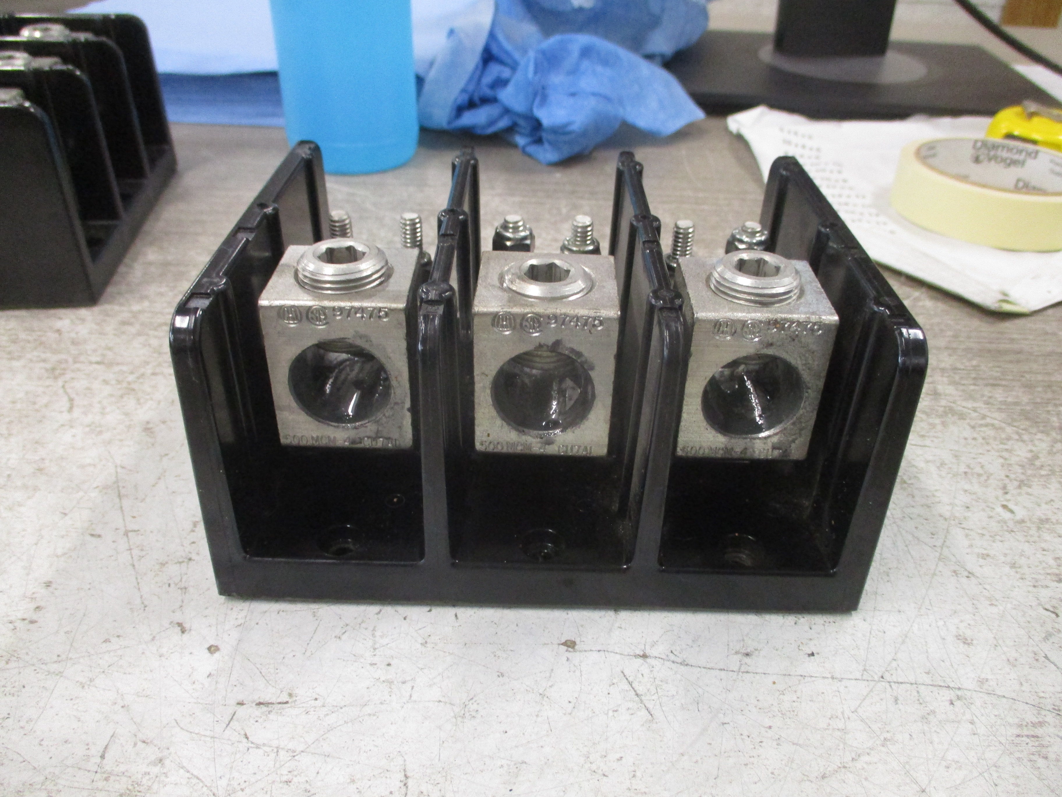 Marathon Power Distribution Block 1443569 380A 600V 3P Line: 500MCM-4