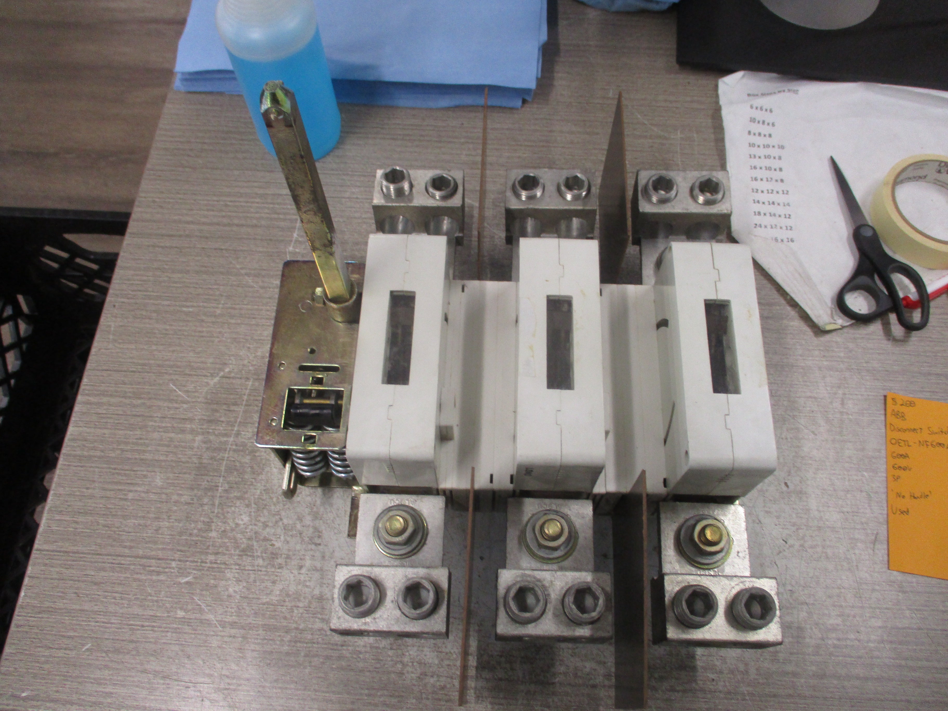 ABB Disconnect Switch OETL-NF600A 600A 600V 3P *No Handle* Used