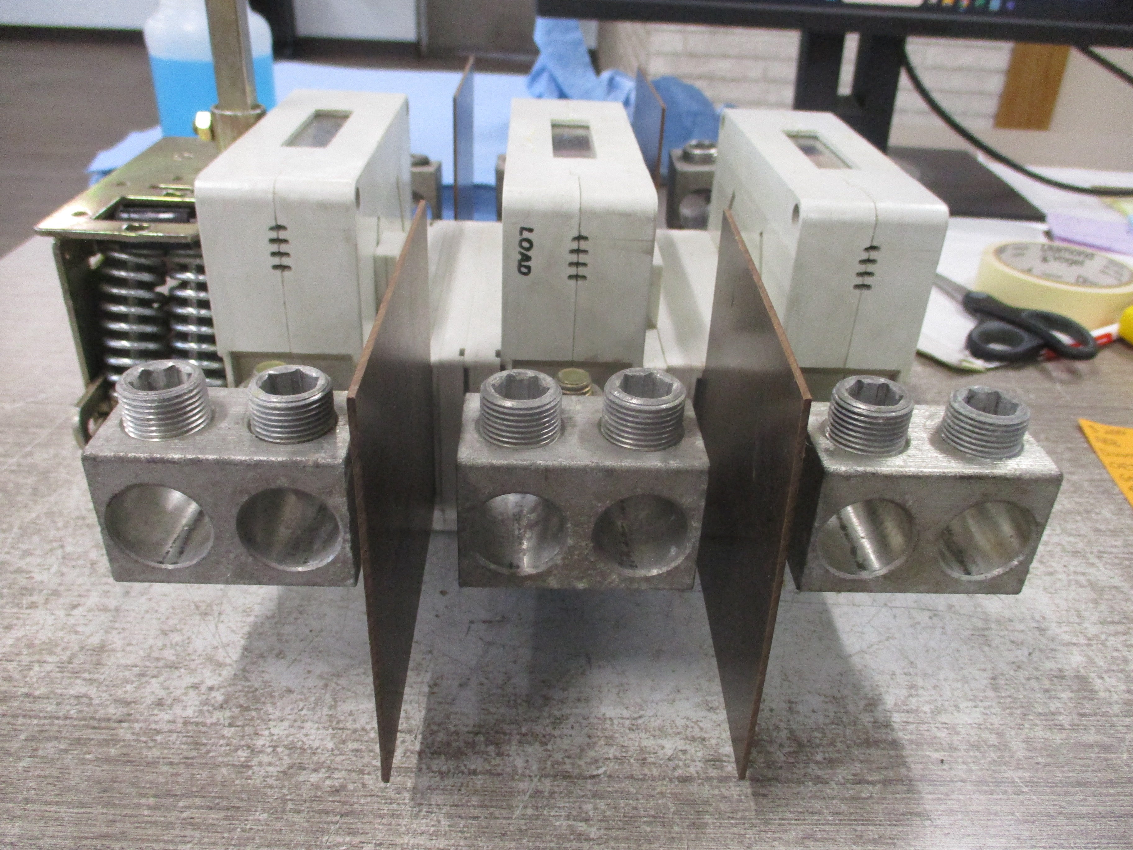 ABB Disconnect Switch OETL-NF600A 600A 600V 3P *No Handle* Used