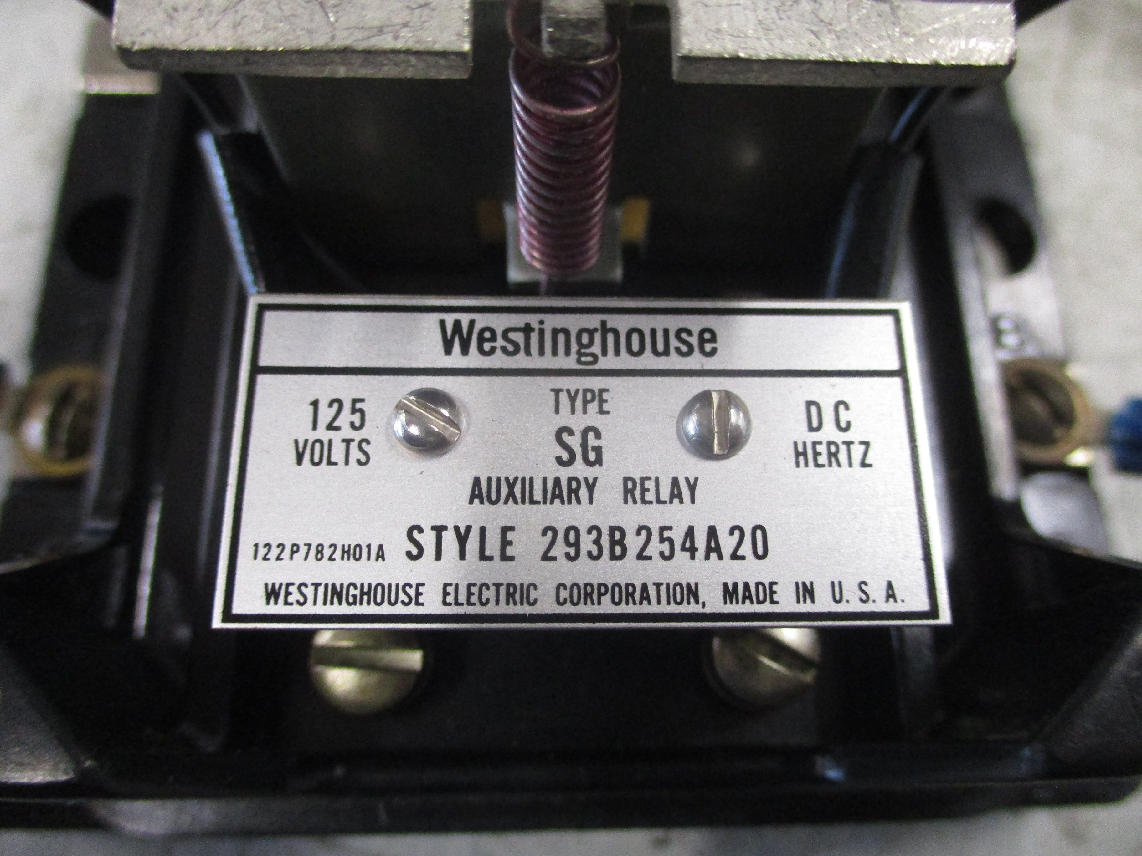 Westinghouse Type SG Auxiliary Relay 293B254A20 125VDC *No Cover screw*