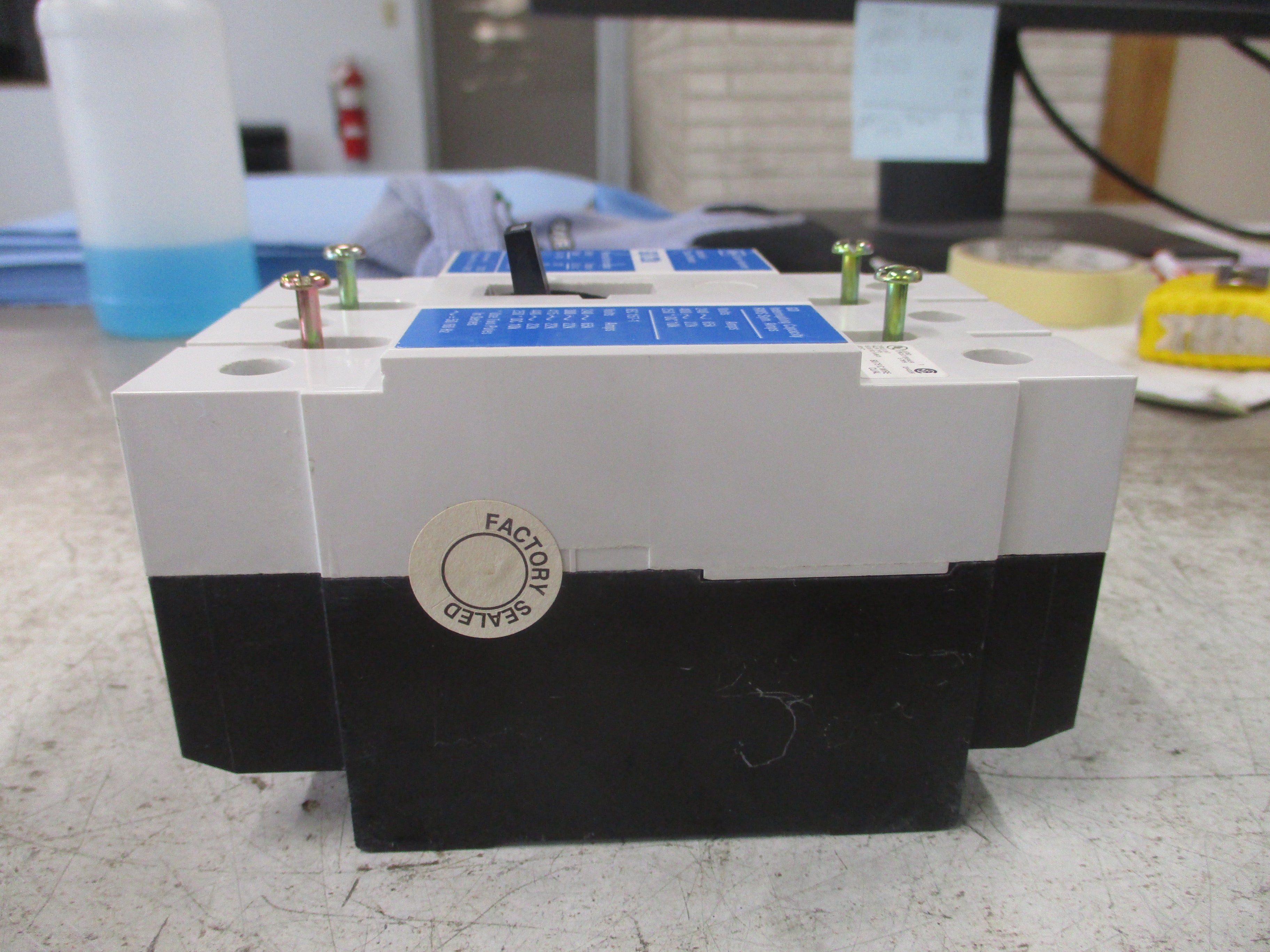 Cutler-Hammer Circuit Breaker GD3070 70A 480V 3P 22K Used