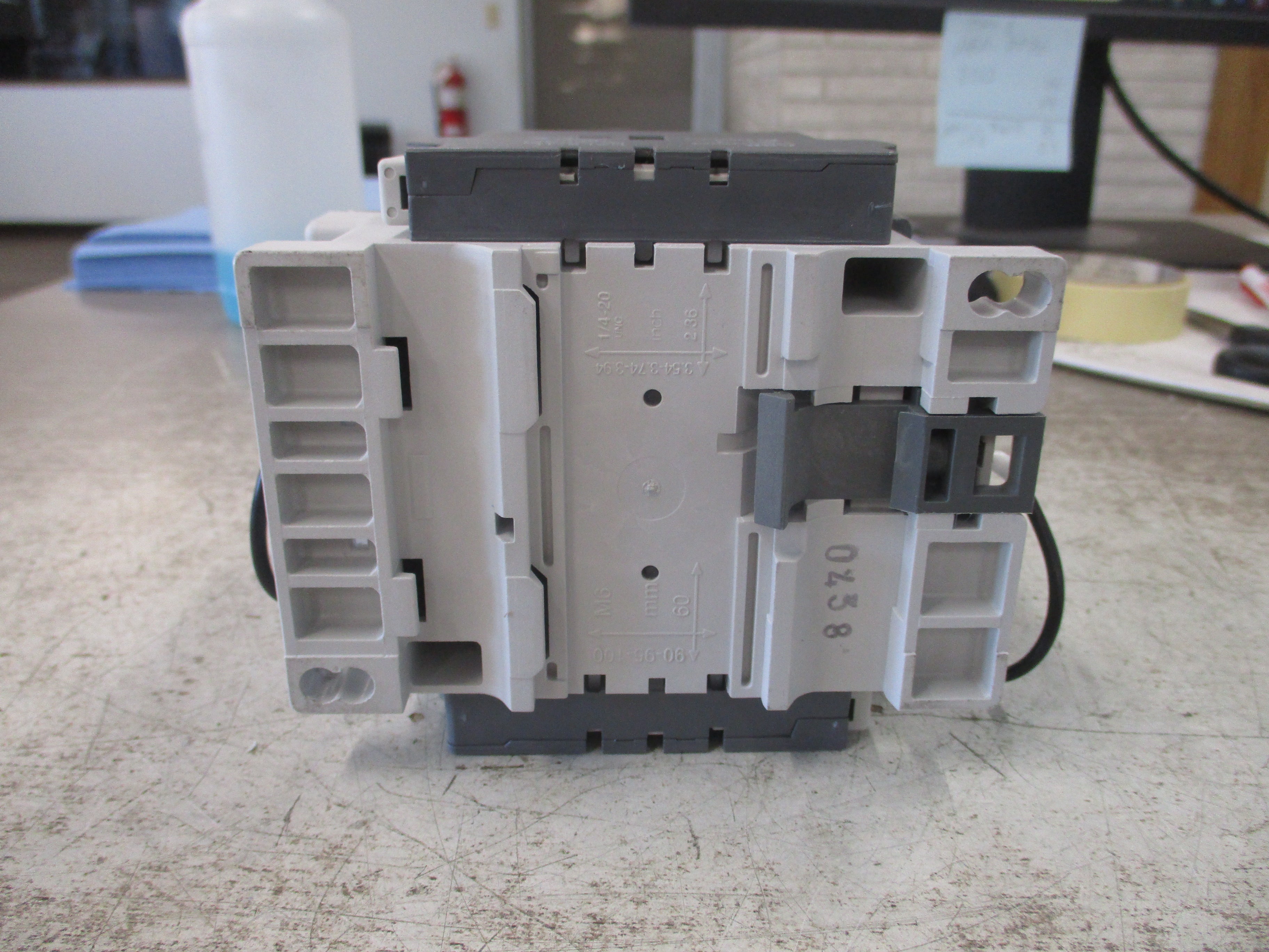 ABB Contactor AE75-30 24VDC Coil 75A (2) Aux Contacts Used