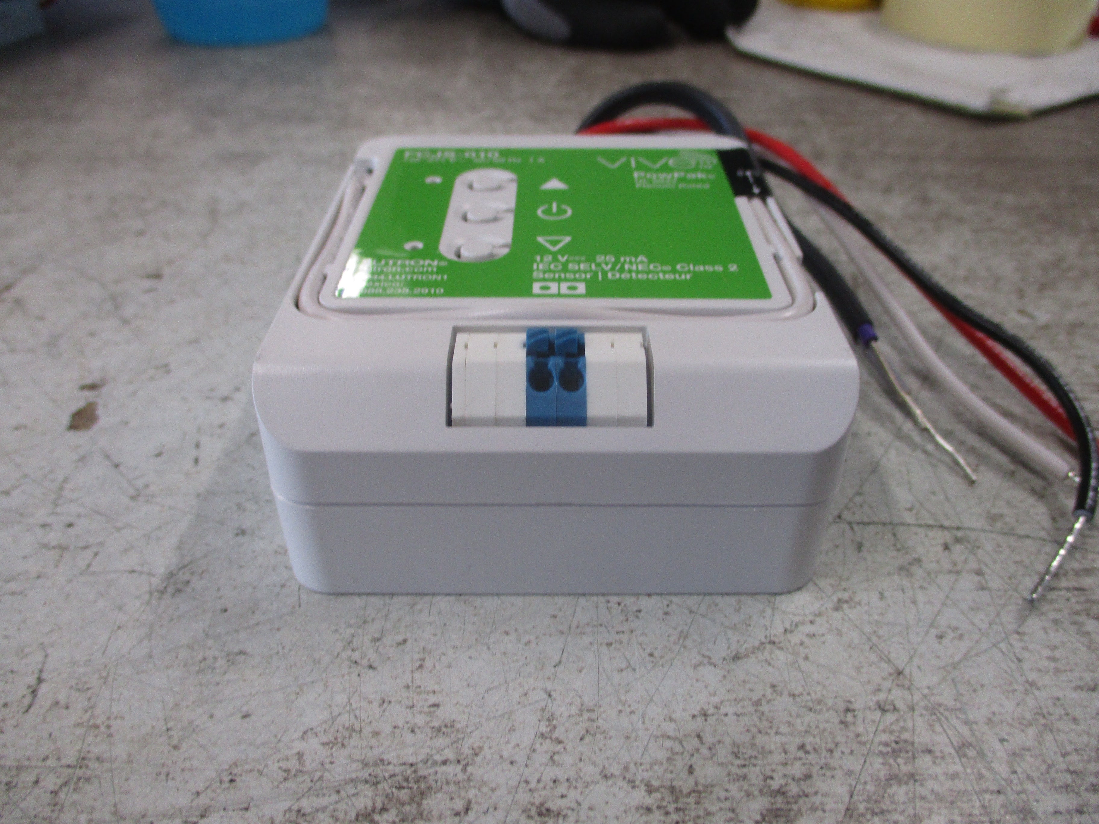 Lutron PowPak Wireless Fixture Control FCJS-010 120-277V 50/60Hz *No Box*