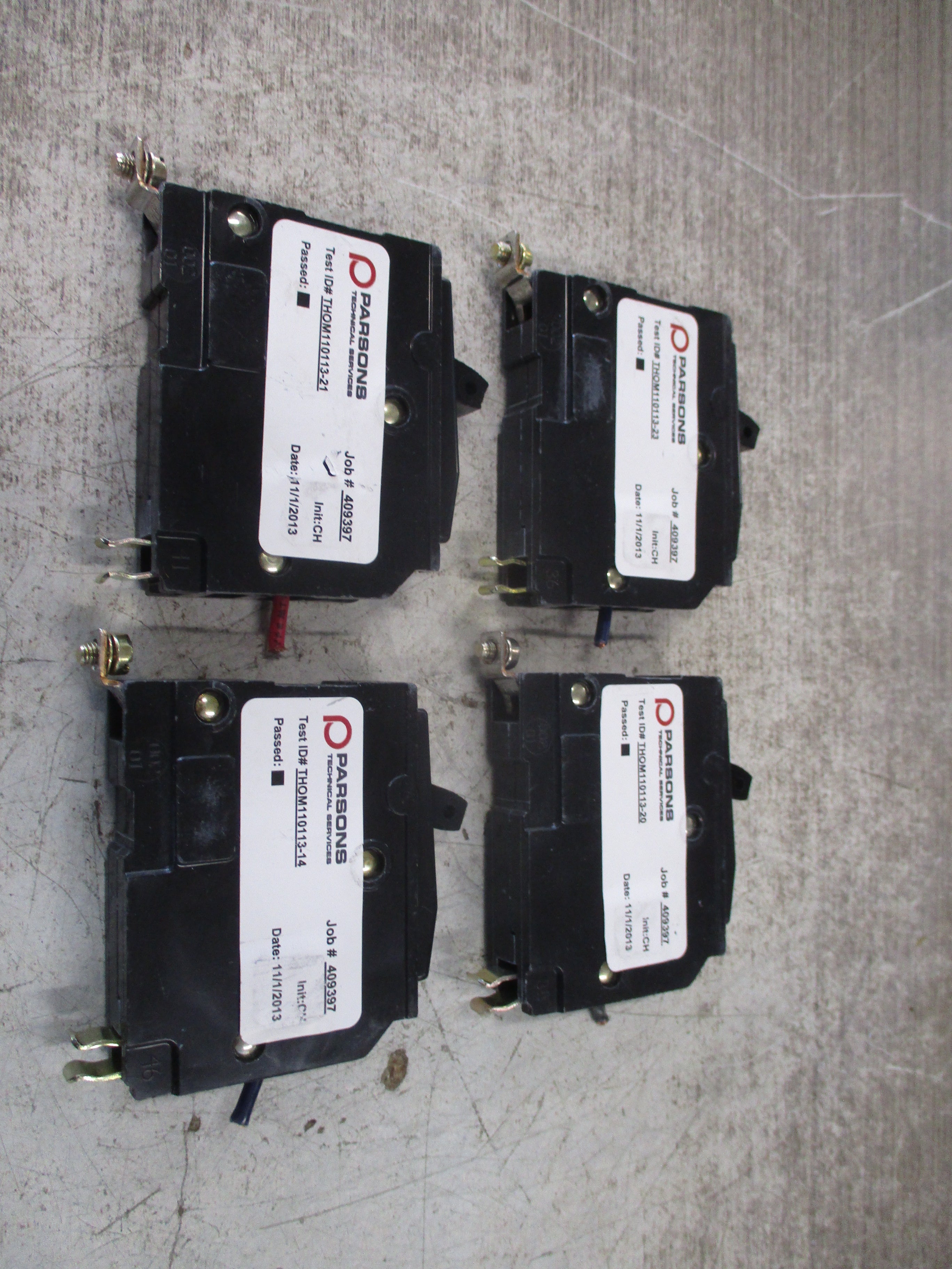 Square D Bolt-on Circuit Breaker QOB120VH 20A 120/240V 1P 22,000KA *Lot of 4*