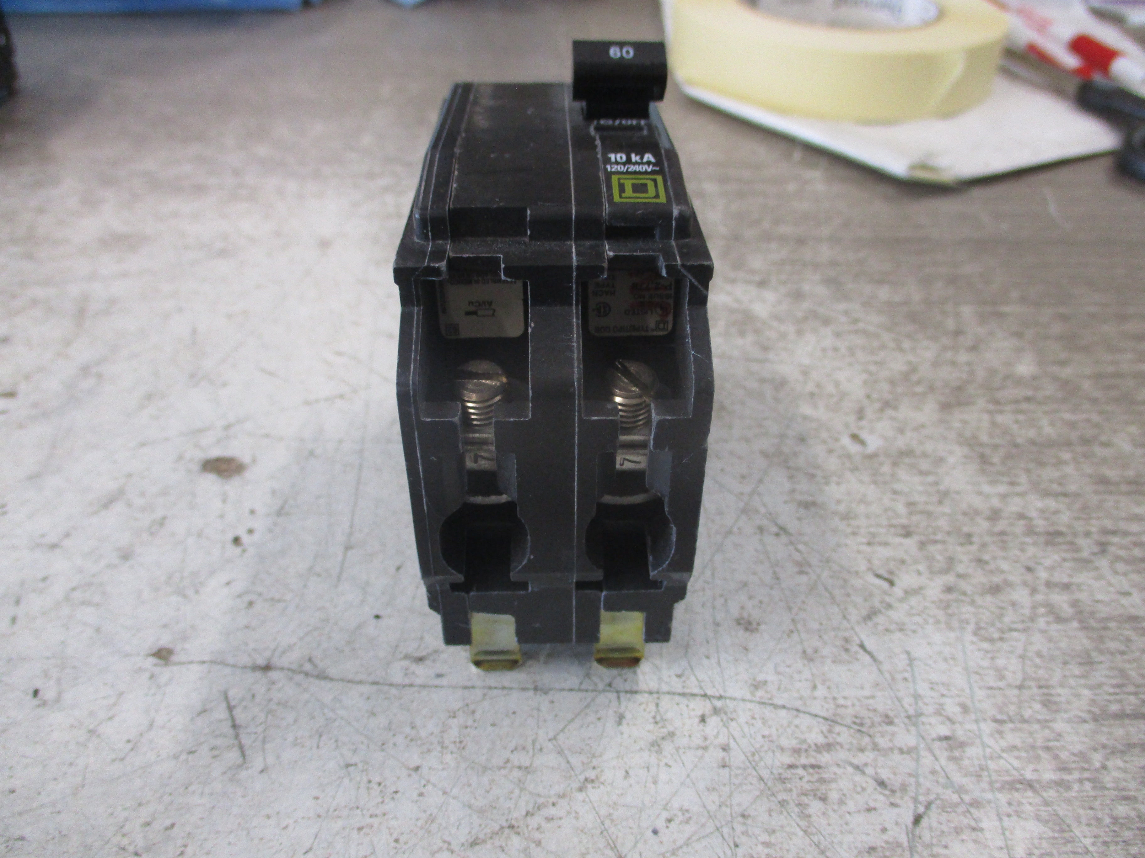 Square D Bolt-On Circuit Breaker QOB260 60A 120/240V 2P *(1) Screw* Used