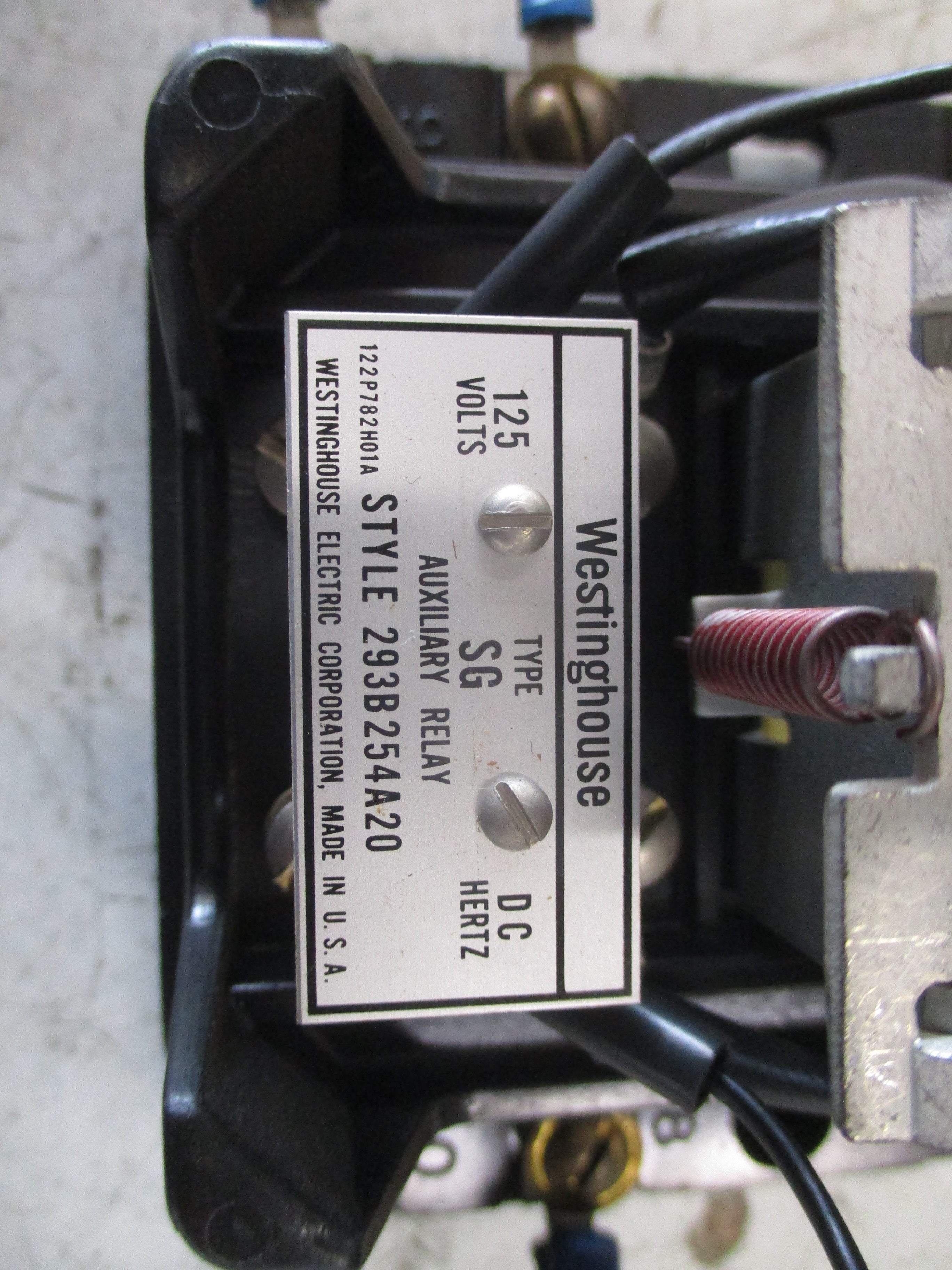 Westinghouse Type SG Auxiliary Relay 293B254A20 125VDC *No Cover Screw*