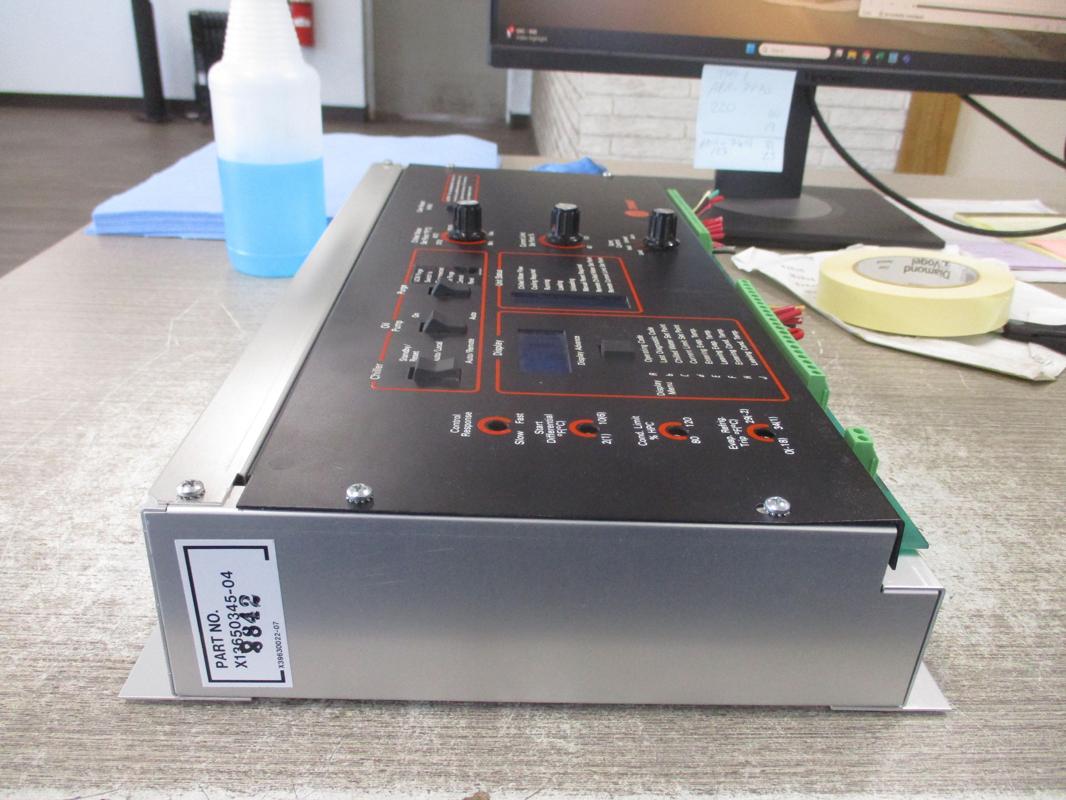 Trane Chiller Control Panel X13650345-04 Used