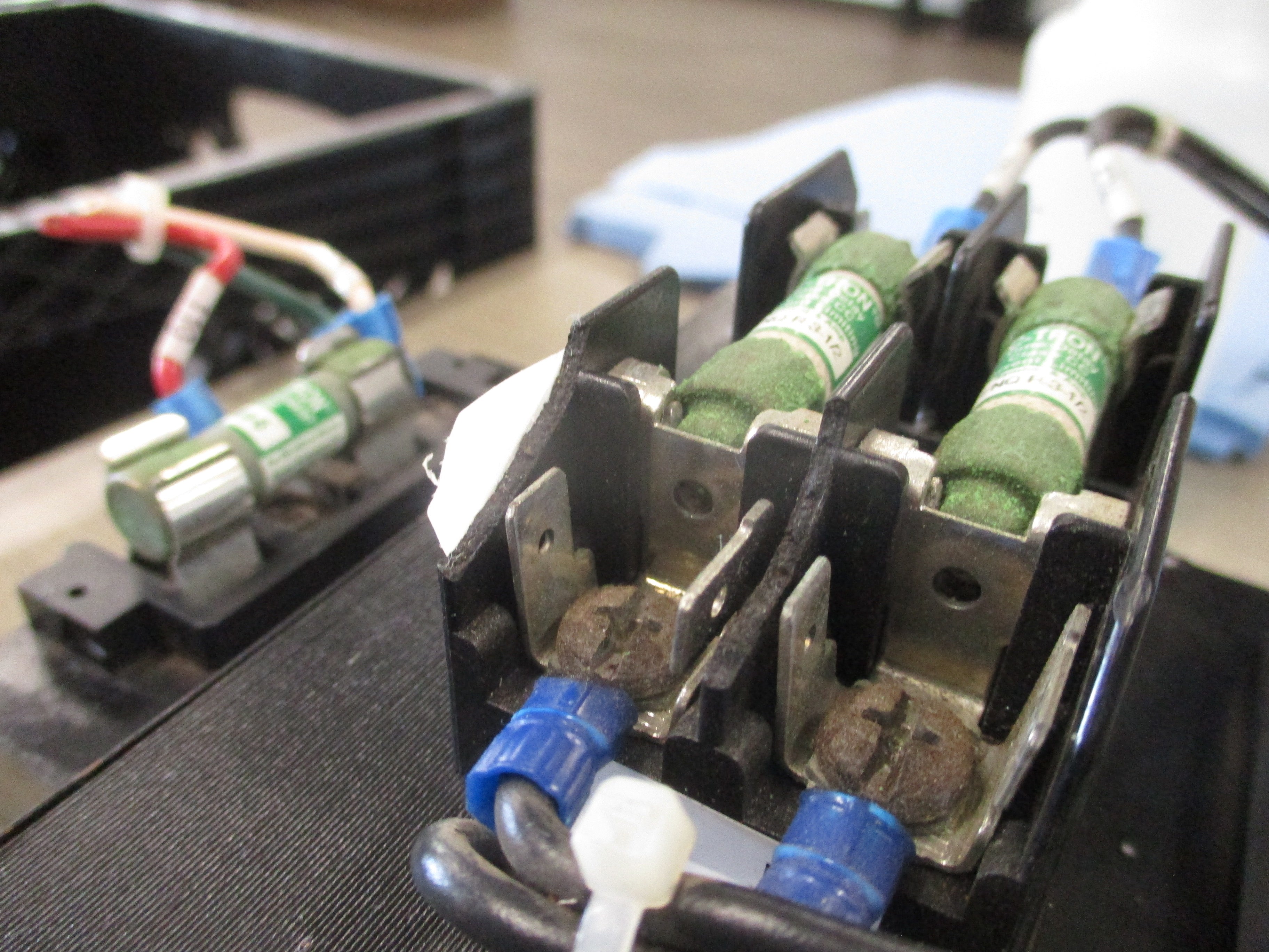 Cutler-Hammer Control Transformer C0500E2AFB 500VA Pri: 240/480V Sec: 120V