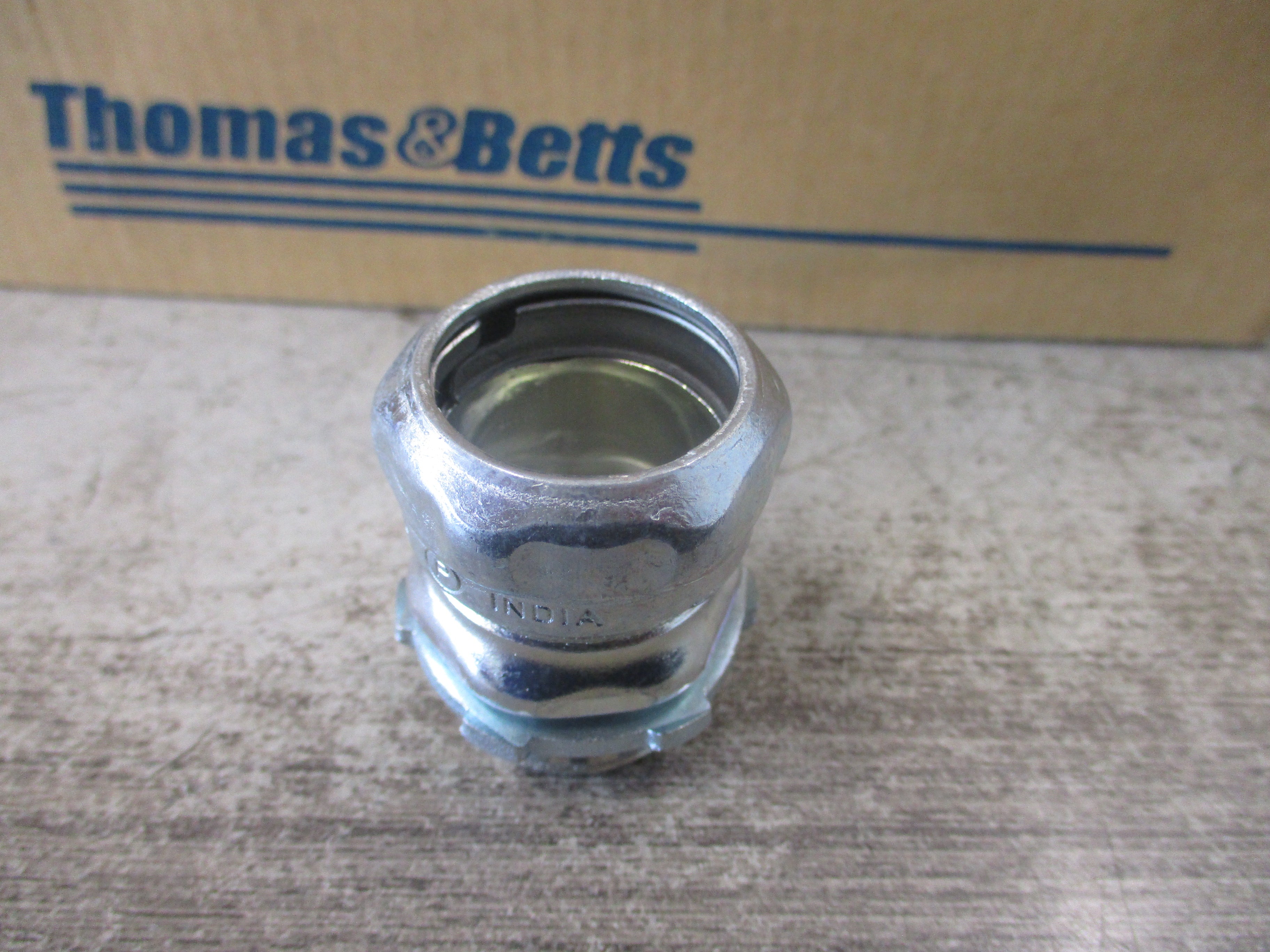 Thomas & Betts Compression Connector TC112A 3/4" For EMT Conduit *Box of 50*