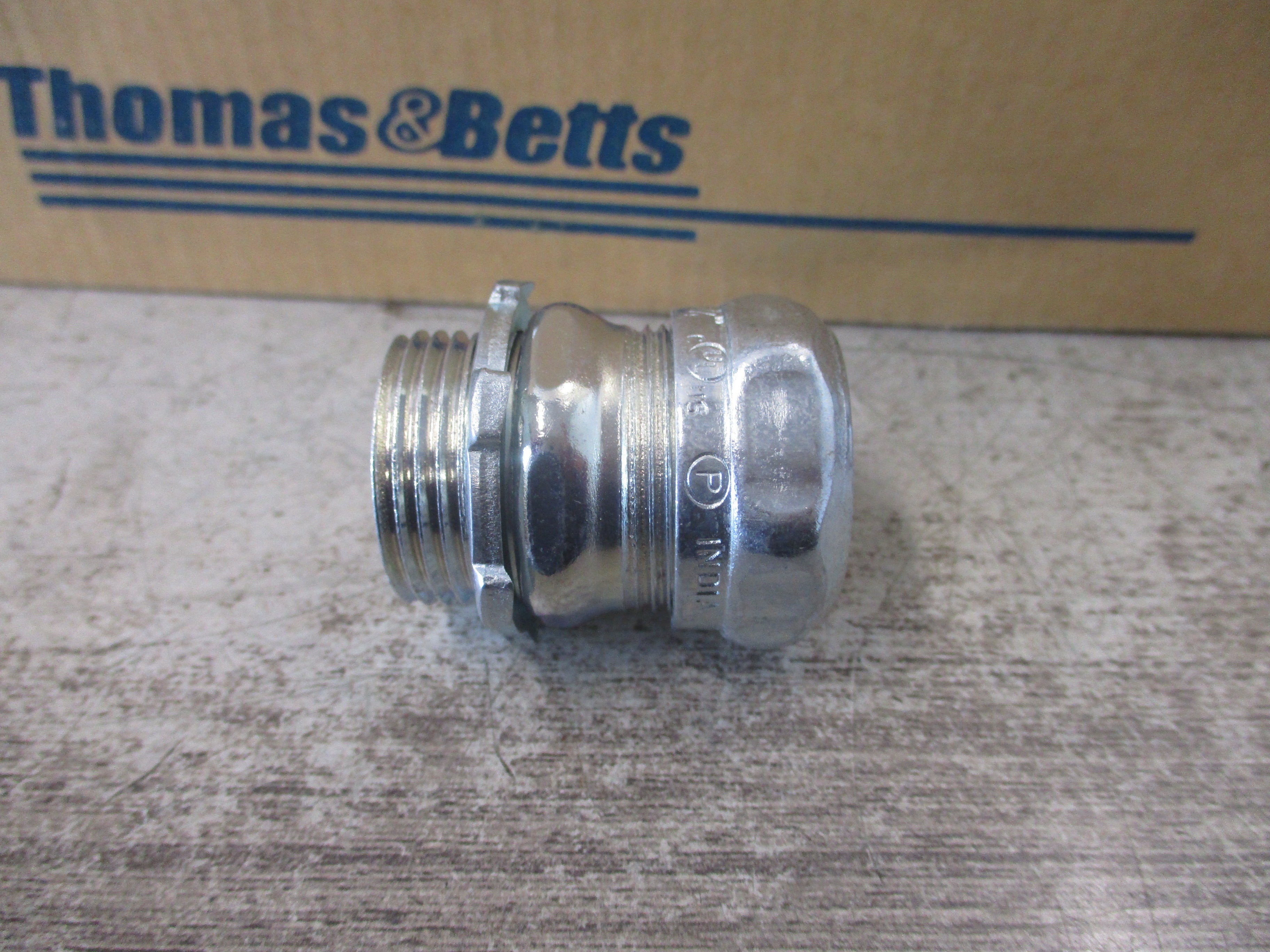 Thomas & Betts Compression Connector TC112A 3/4" For EMT Conduit *Box of 50*