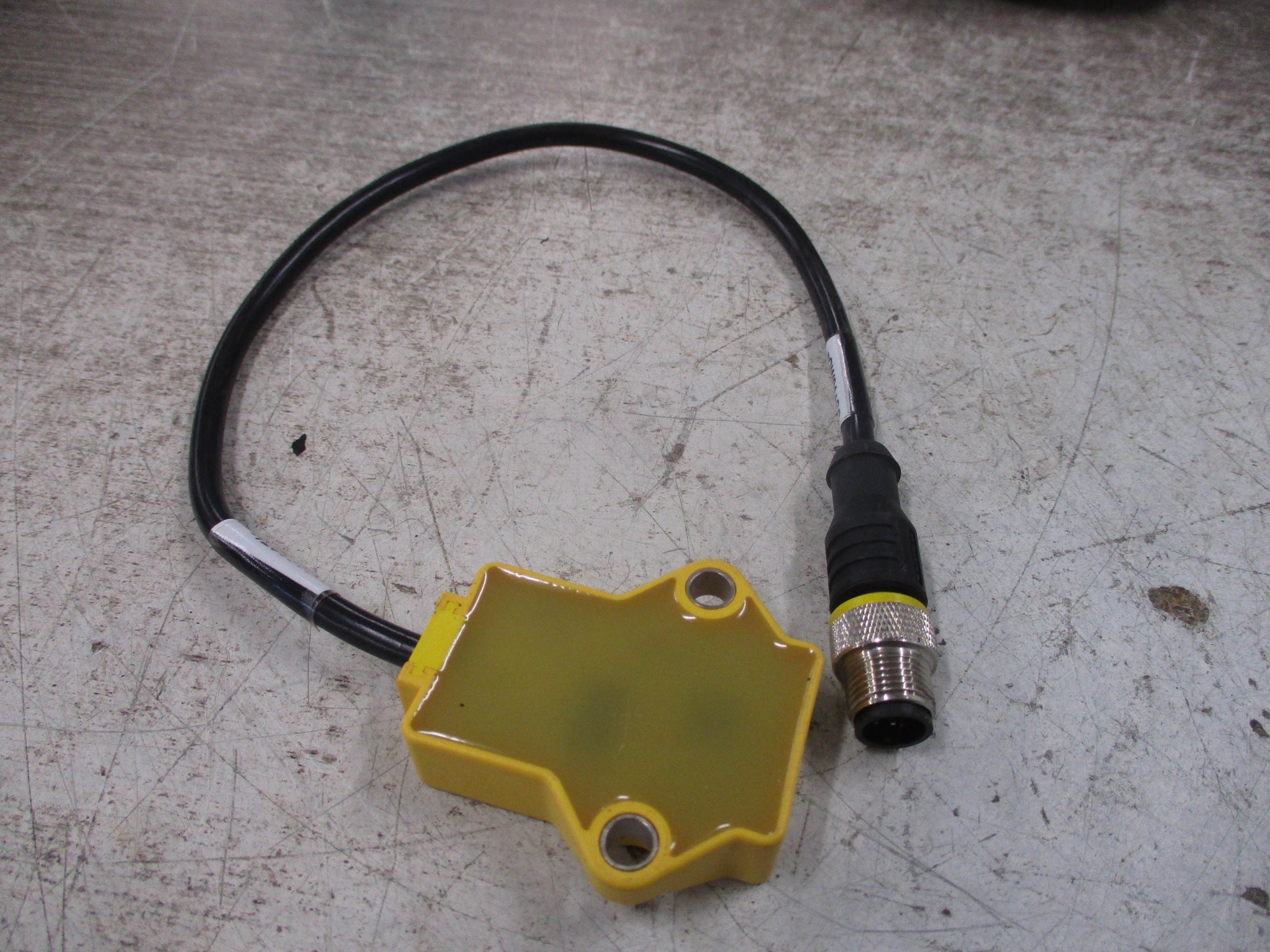 Turck Inductive Angle Sensor RI360P0-QR14-ELIU5X2-0.3-RS5 Used