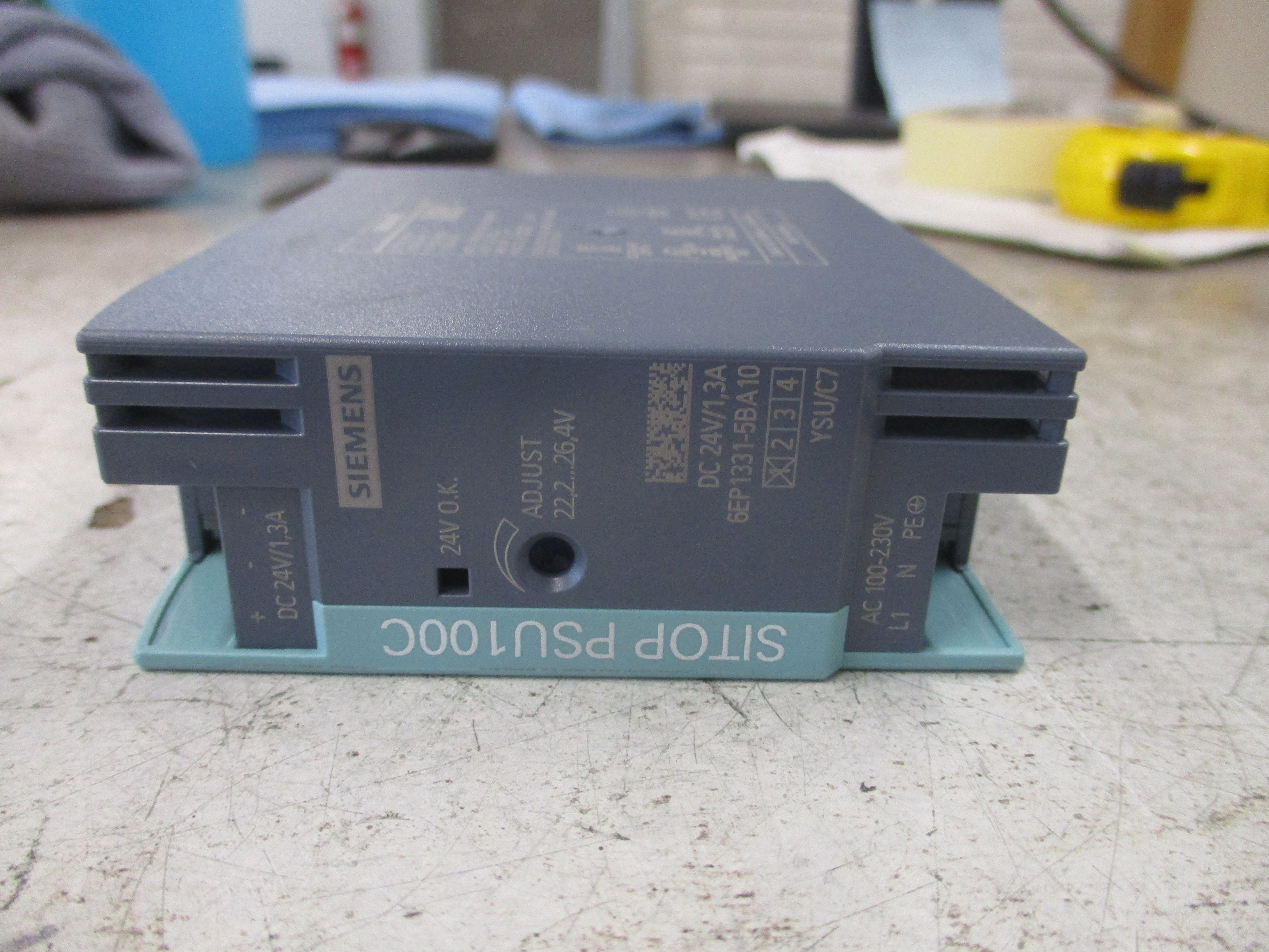Siemens SITOP PSU100C Power Supply 6EP1331-5BA10 Input: AC 100-230V 0.63-0.31A