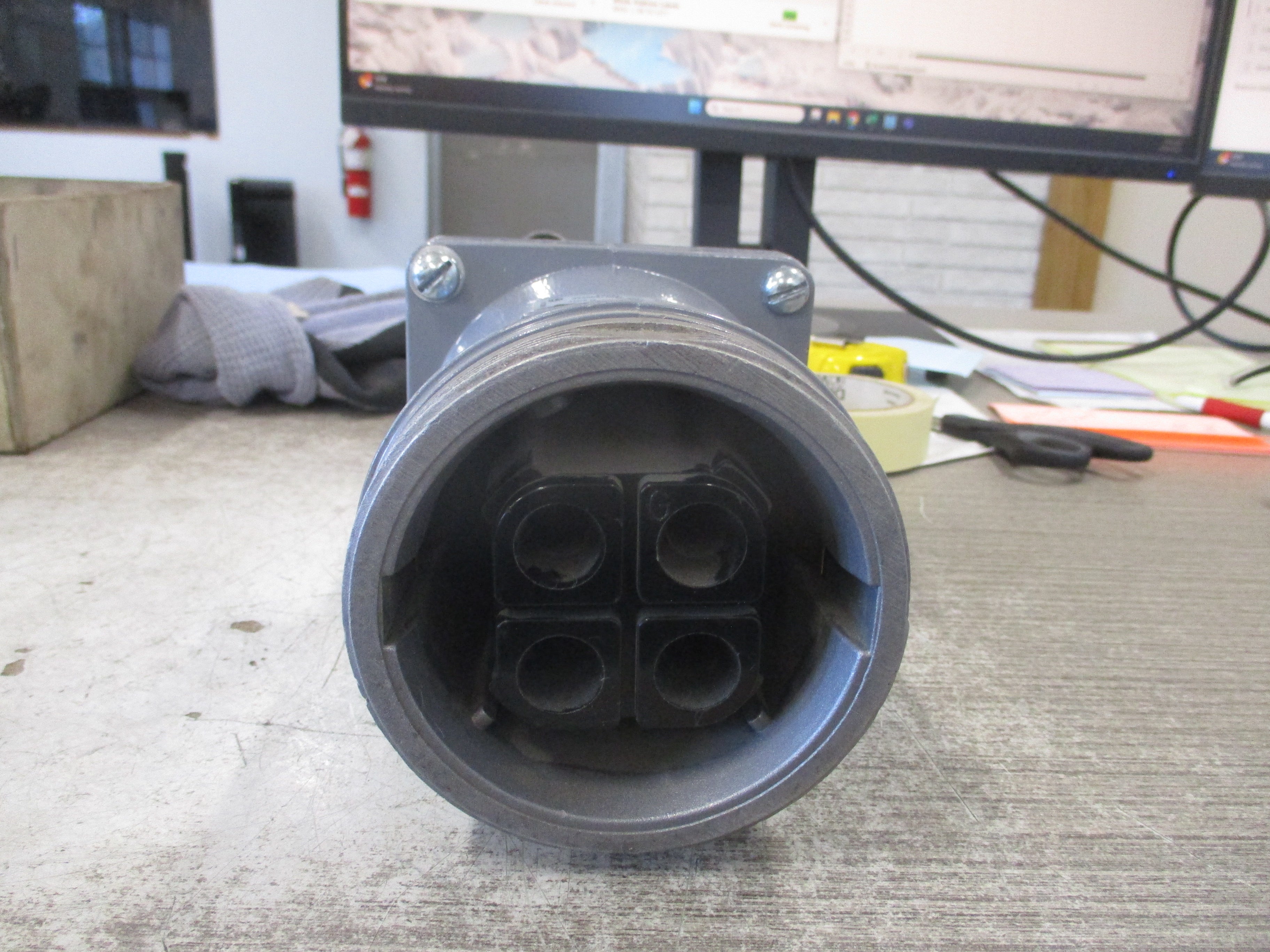 RussellStoll Connector JCS1534LK 150A 250V 600VAC 400Hz 3P 4W W/ conduit End