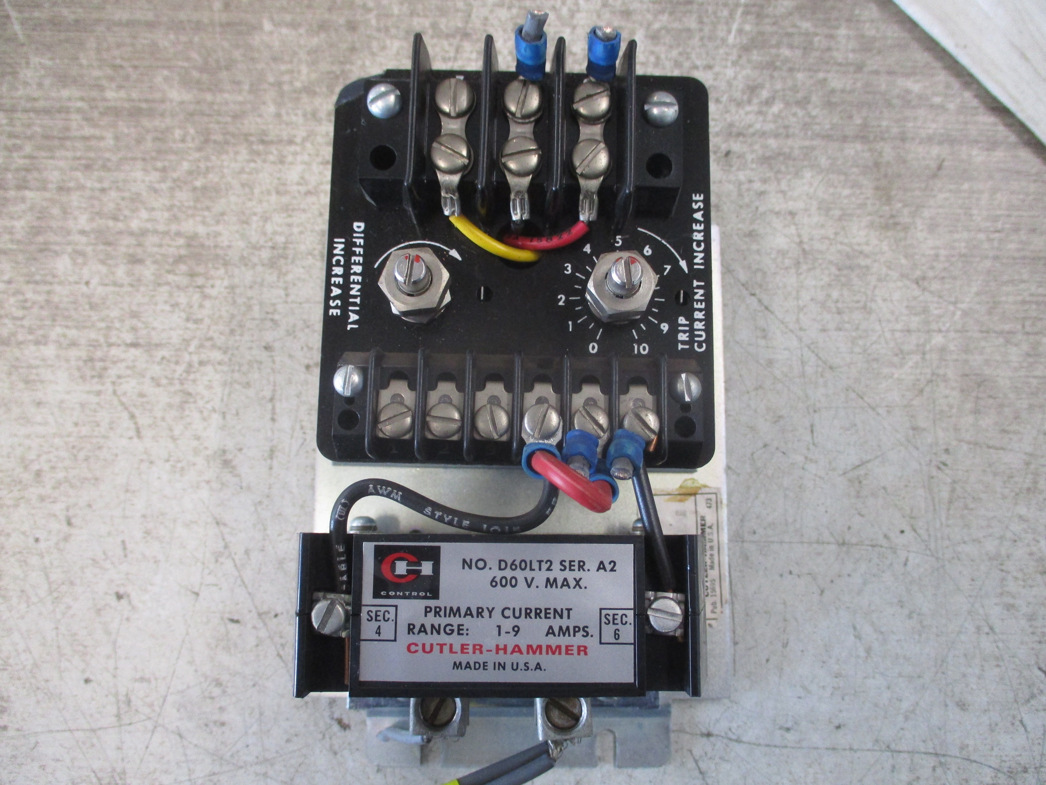 Cutler-Hammer Current Relay D60LA0 Trip: 1-9A 600V * Chipped Corner* Used