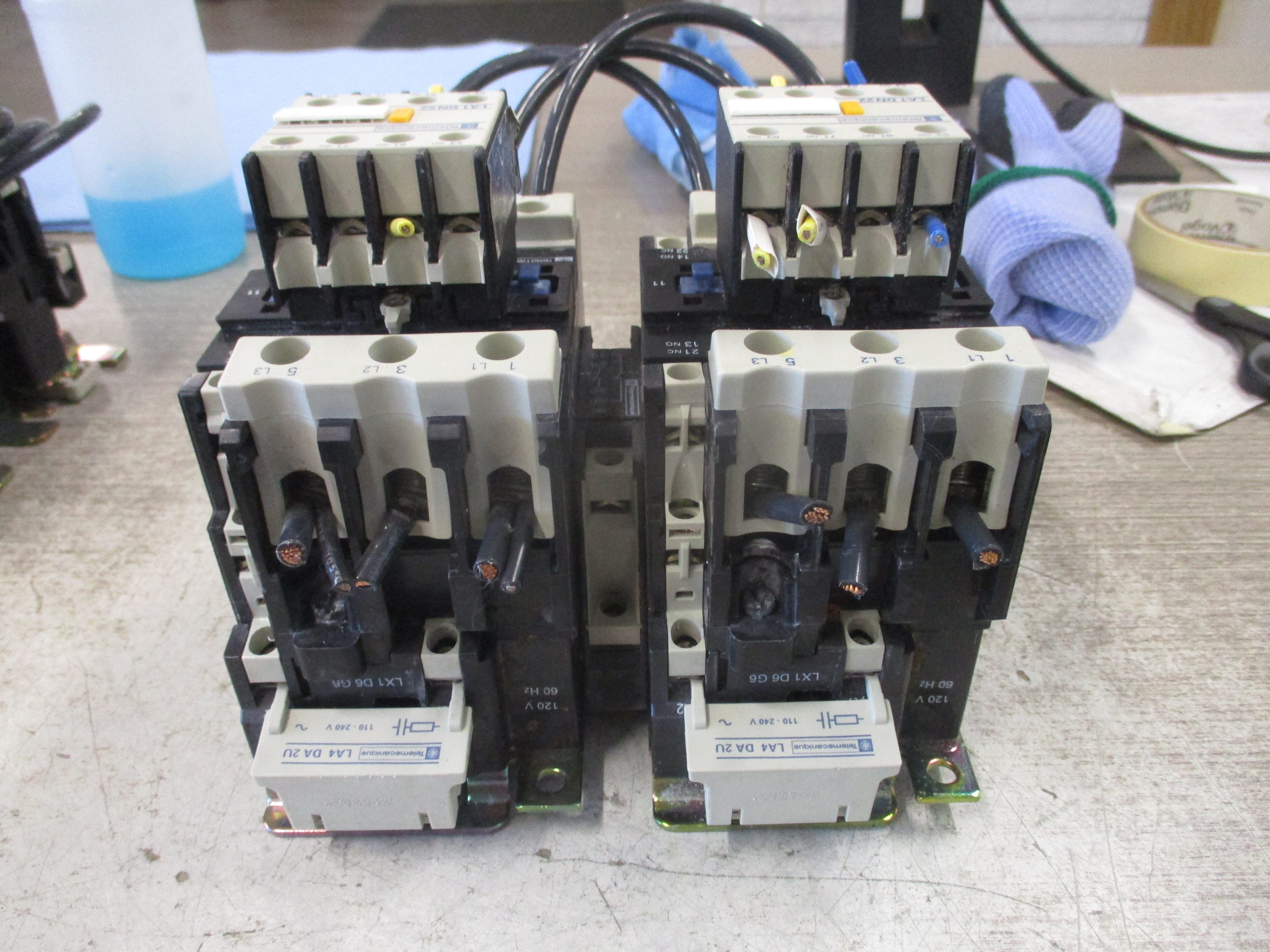 Telemecanique Reversing Contactor LC1 D4011 120V Coil 60A 600V