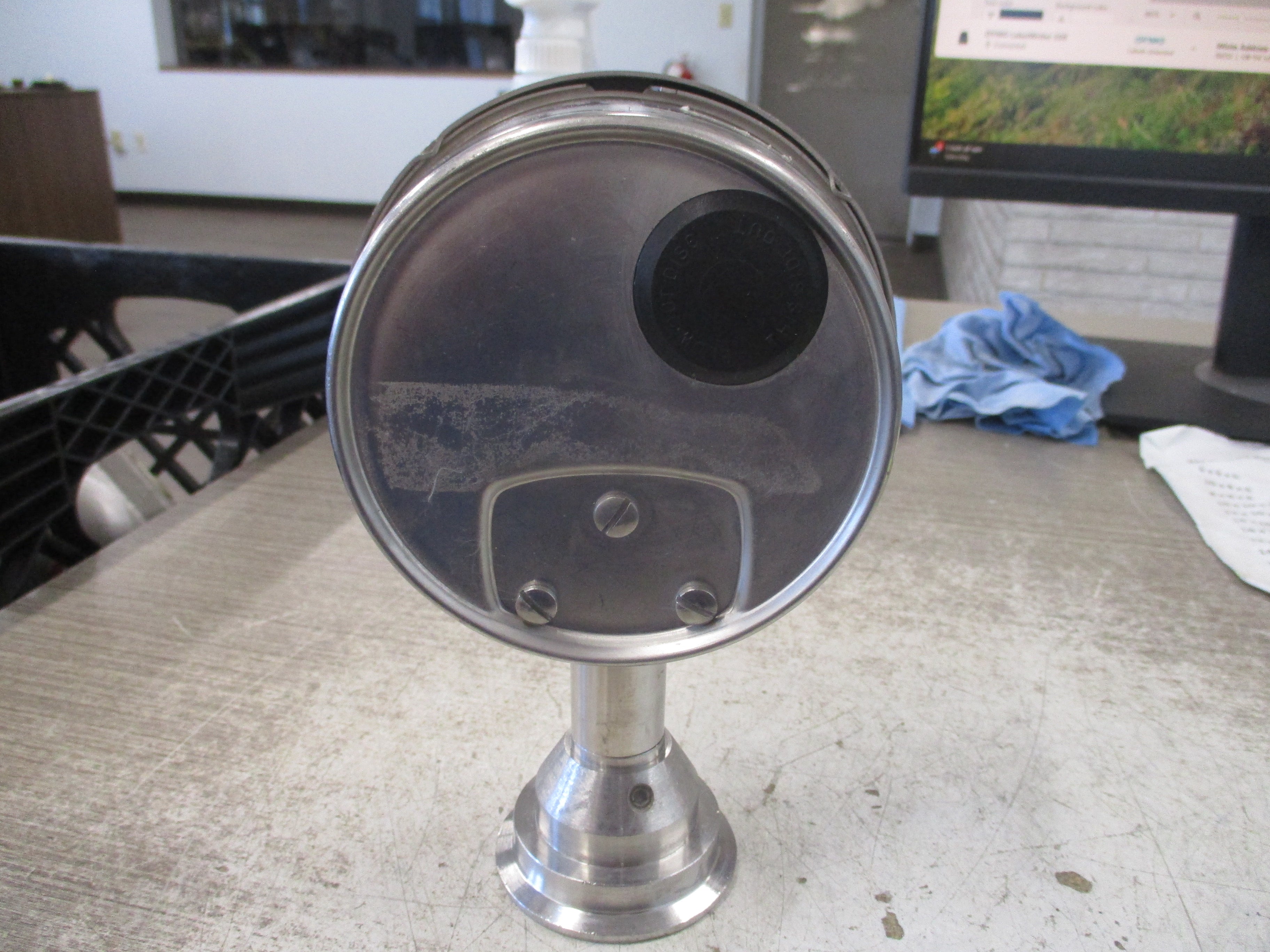 Ashcroft Tri-Clover Ladish Stainless Steel Pressure Gauge Range: 0-300PSIG Used