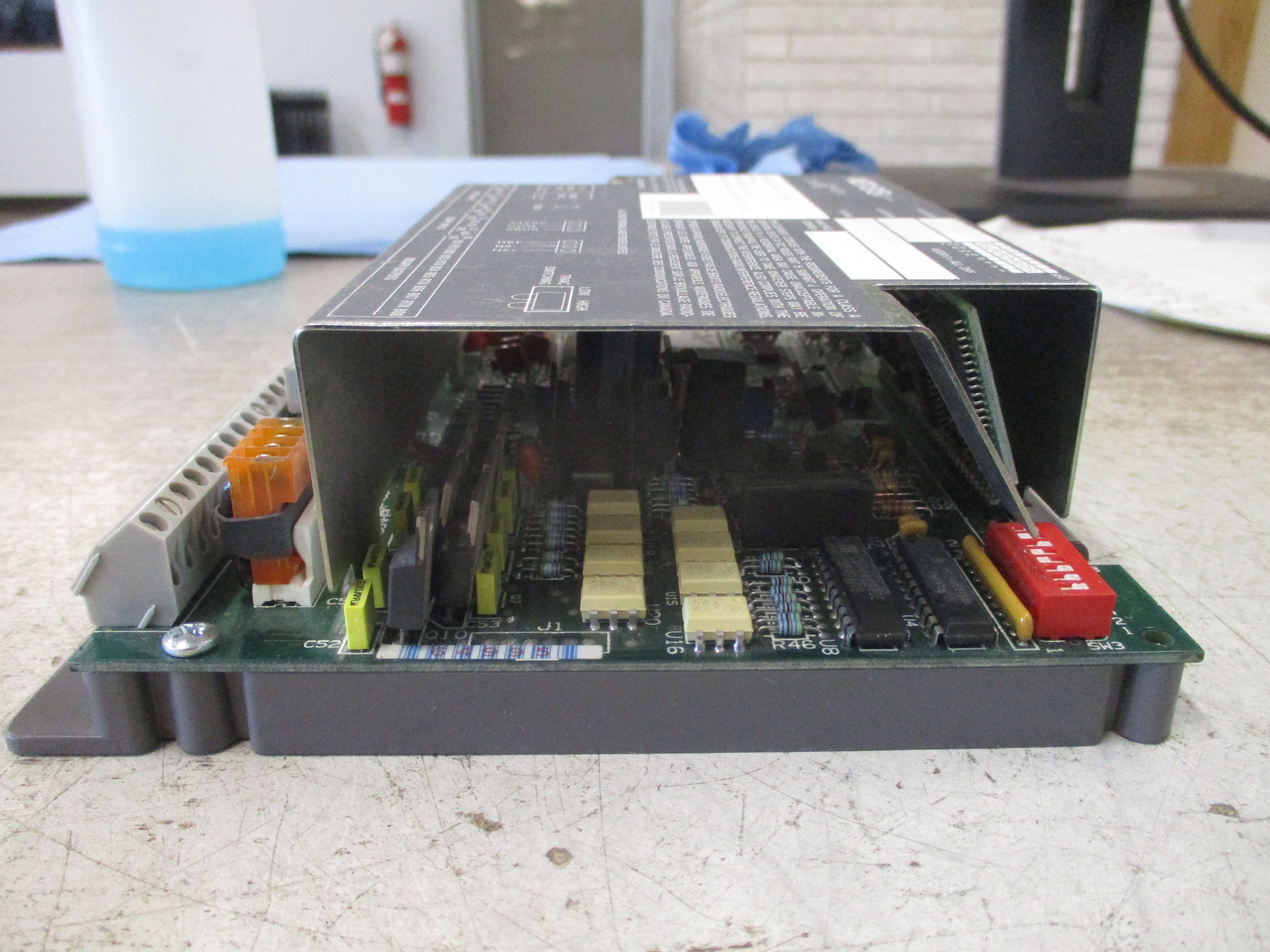 Johnson Controls Metasys Unitary Controller AS-UNT140-1 Rev. G 24V Used