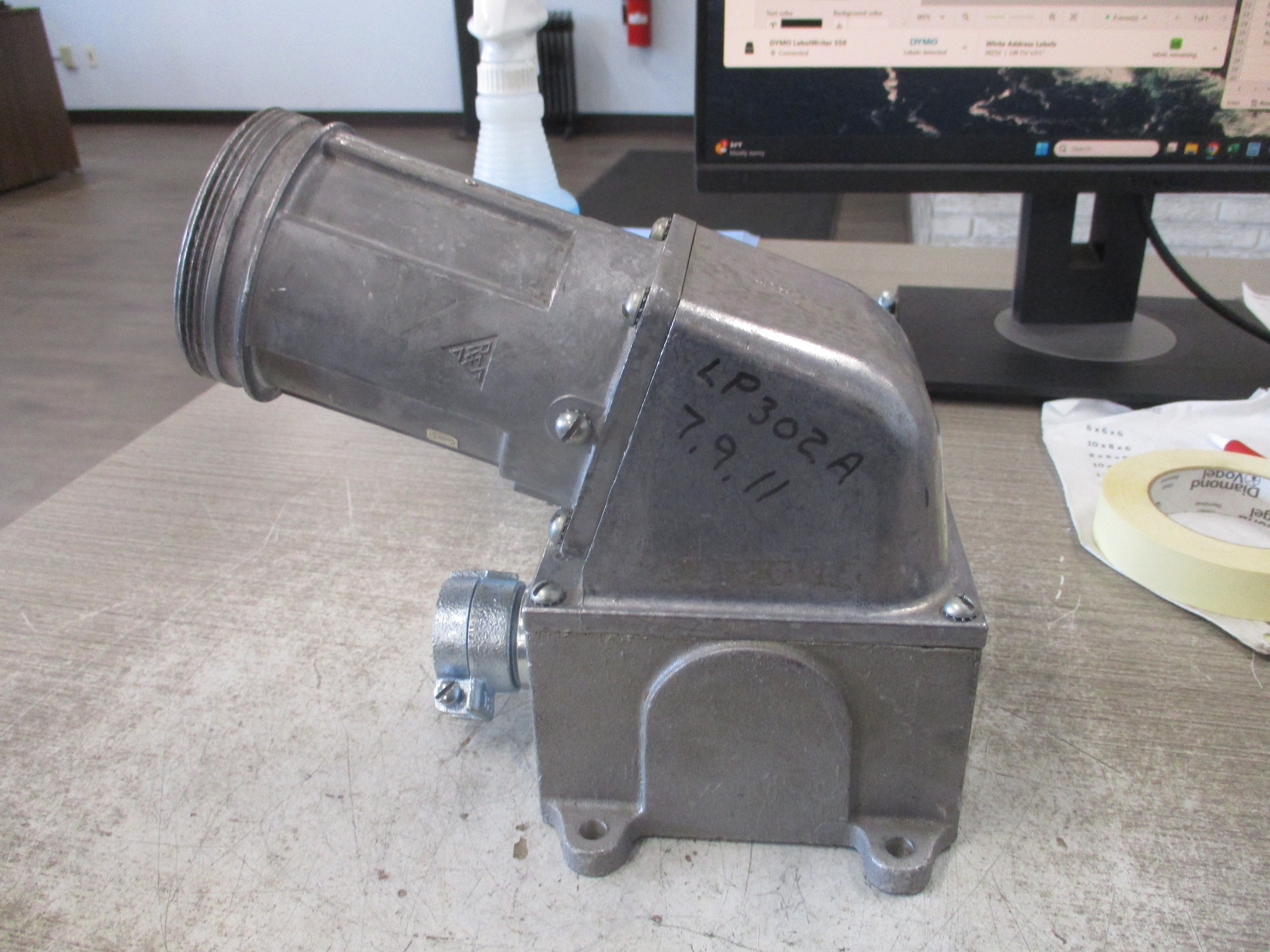 Russellstoll Receptacle w/Base 7324 60A 600V 3P 4W *No Cover*