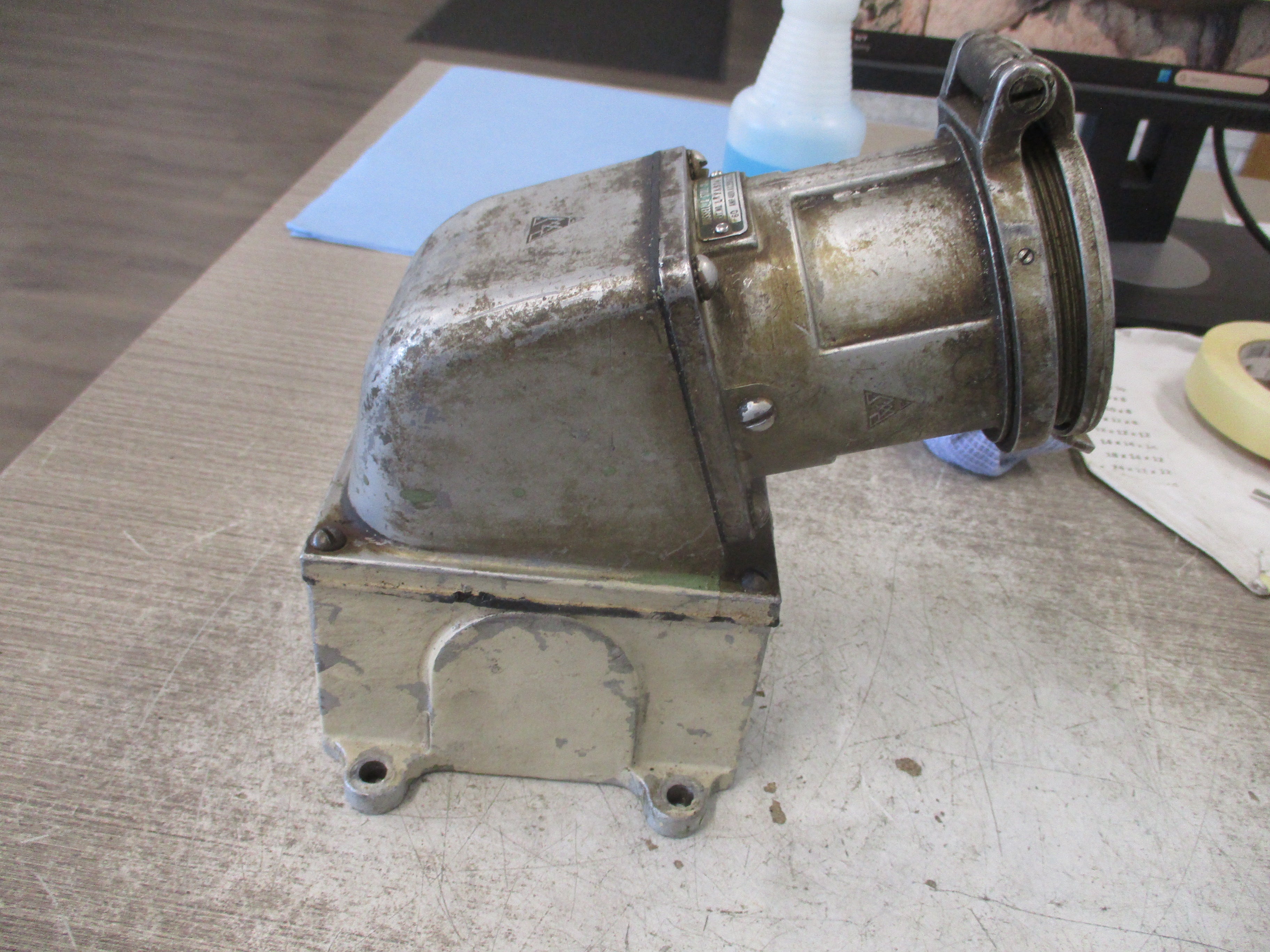 RussellStoll Receptacle LRFA634 60A 480V 4W 3P W/Base & Angle Adapter Used