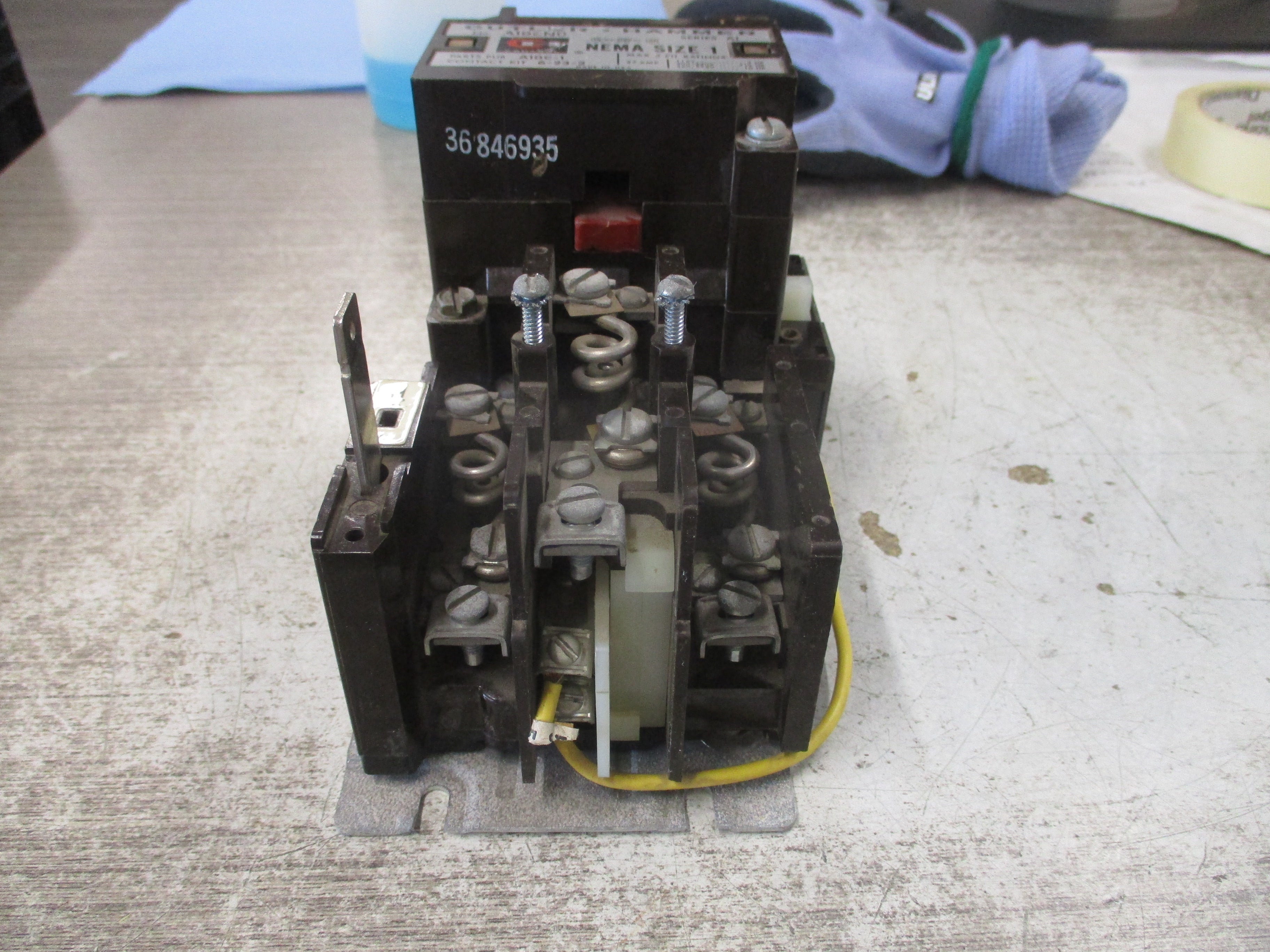 Cutler-Hammer Size 1 Starter A10CN0 Ser. A1 120V Coil 27A Used