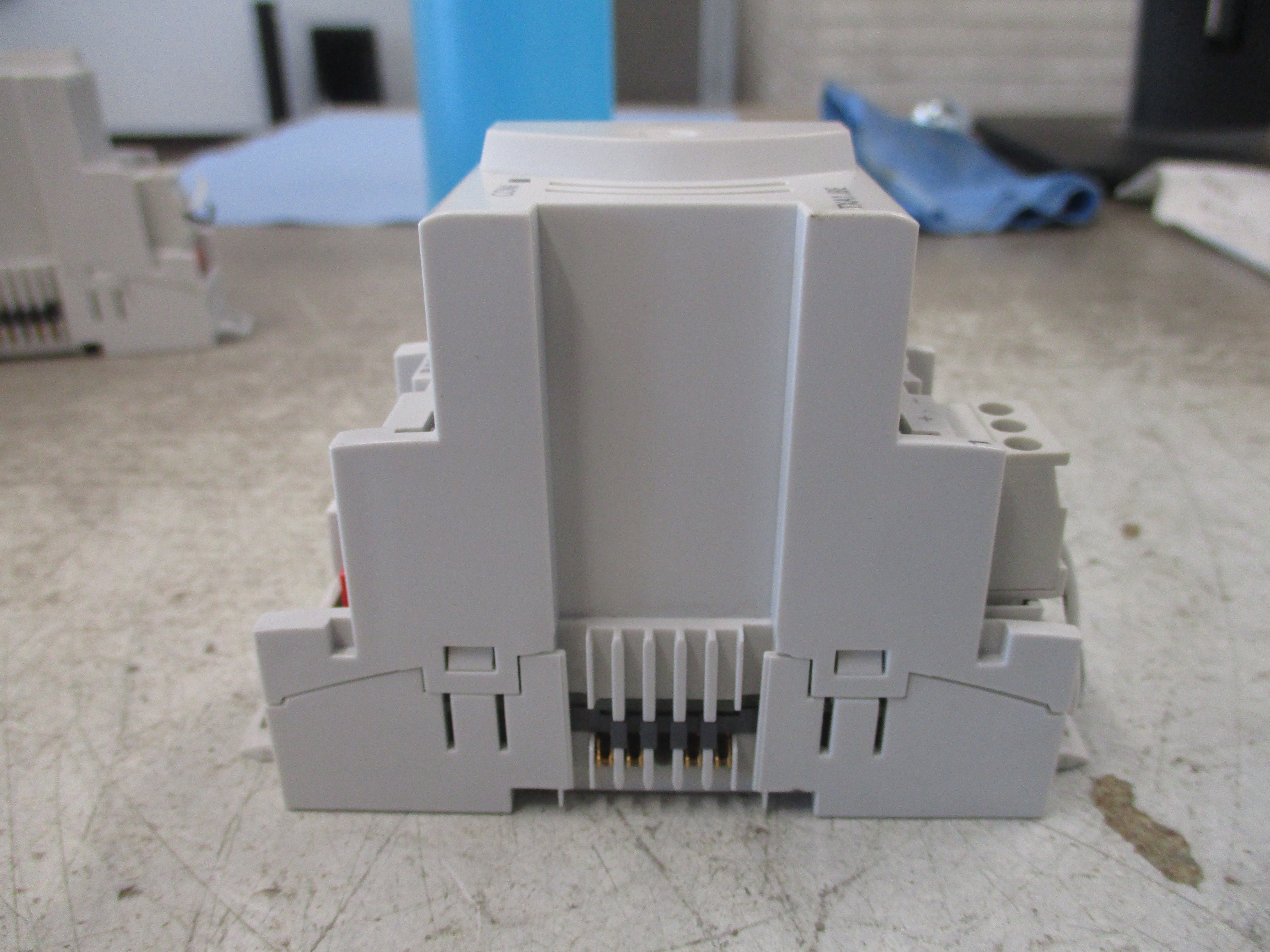 Siemens TX-I/O Island Bus Expansion Module TXA1.IBE Used