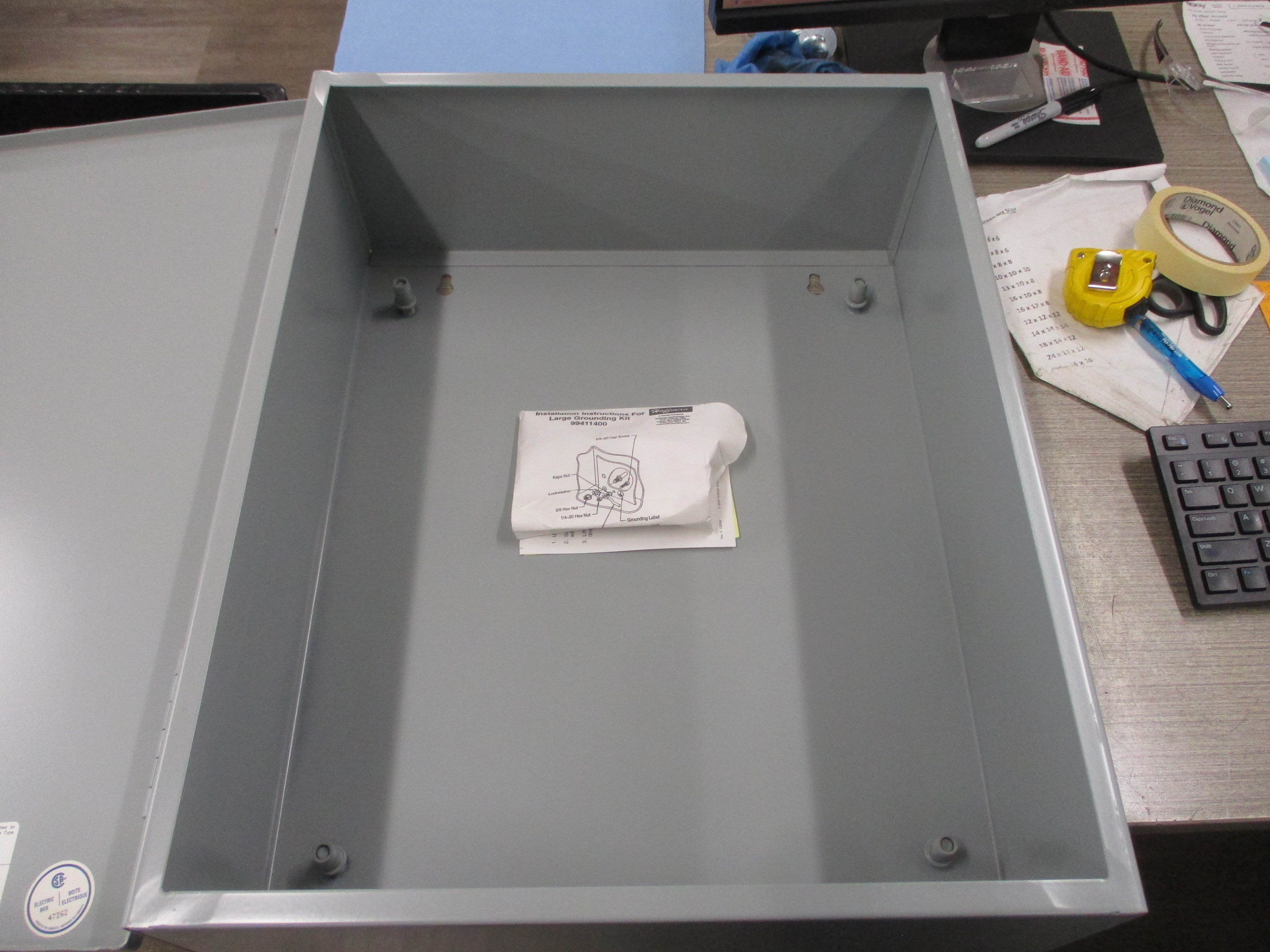Hoffman Type 1 Enclosure A20N16LP Size: 20"x16"x6.62" *Shelf Wear* *No Box*