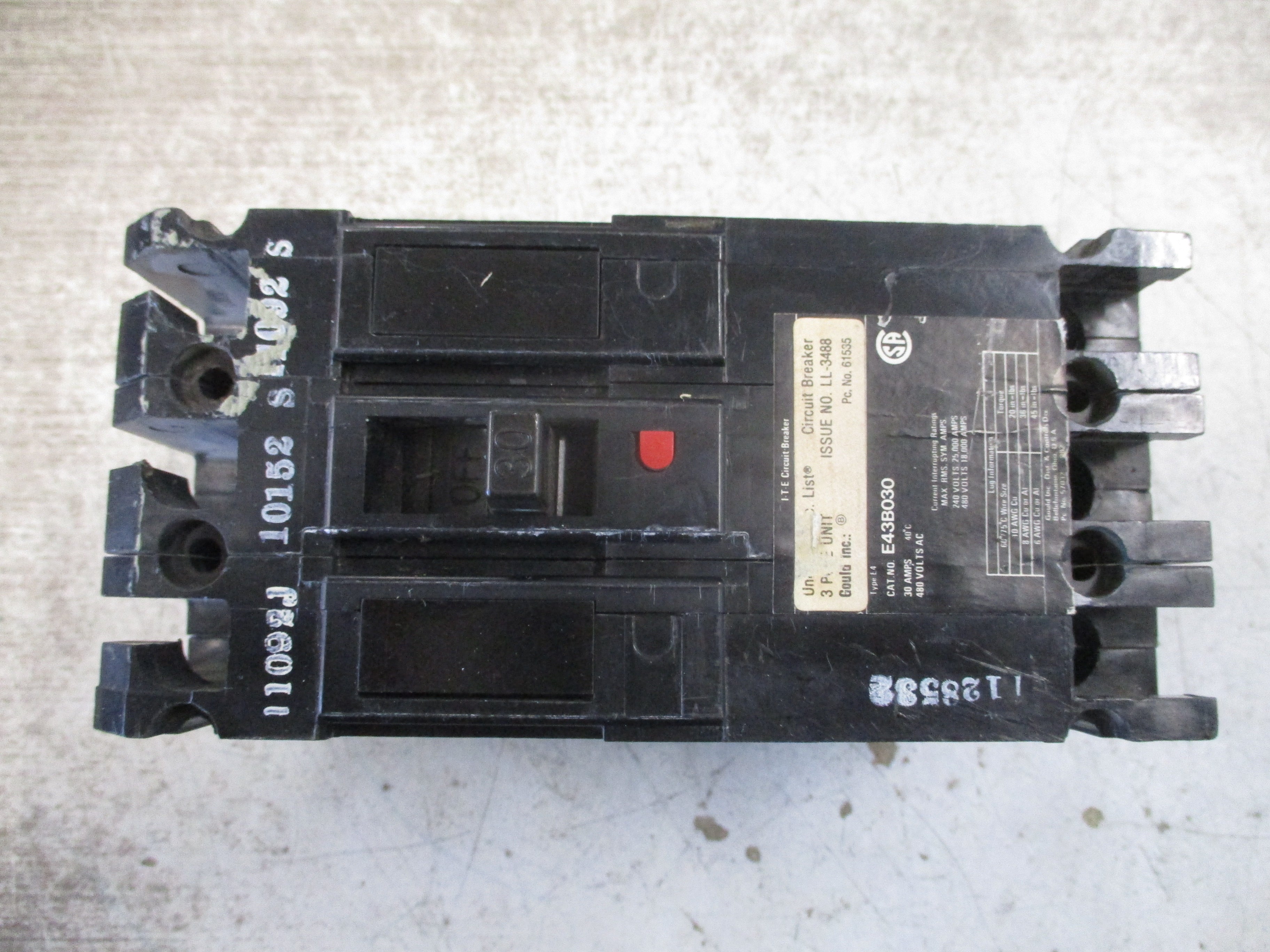 ITE Circuit Breaker E43B030 30A 480V 3P *(1) Lug* Used