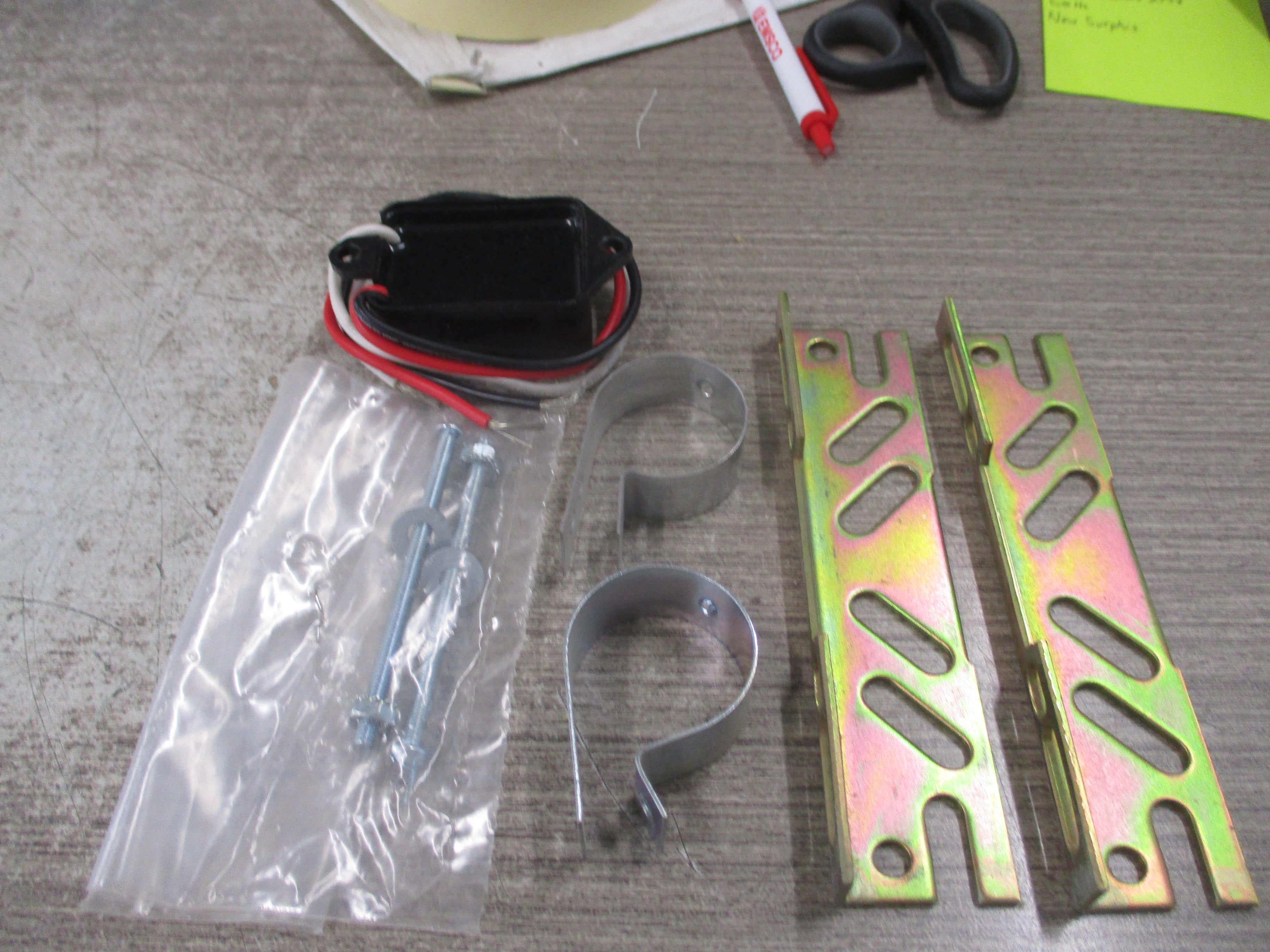 Universal Lighting High Pressure Sodium Ballast Kit S150MLTLC3M-500K 150W