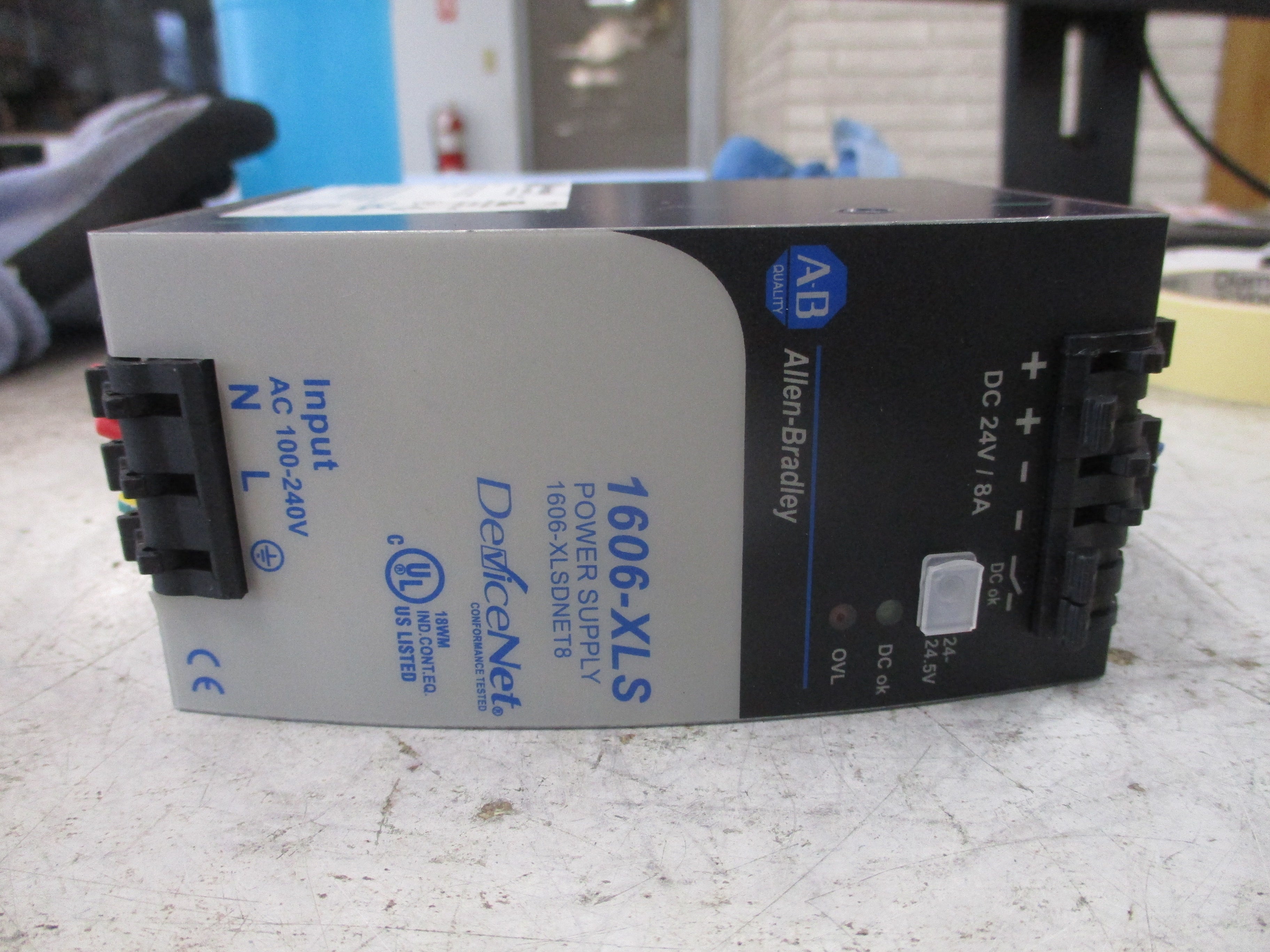 Allen-Bradley DeviceNet Power Supply 1606-XLSDNET8 Ser. A Used