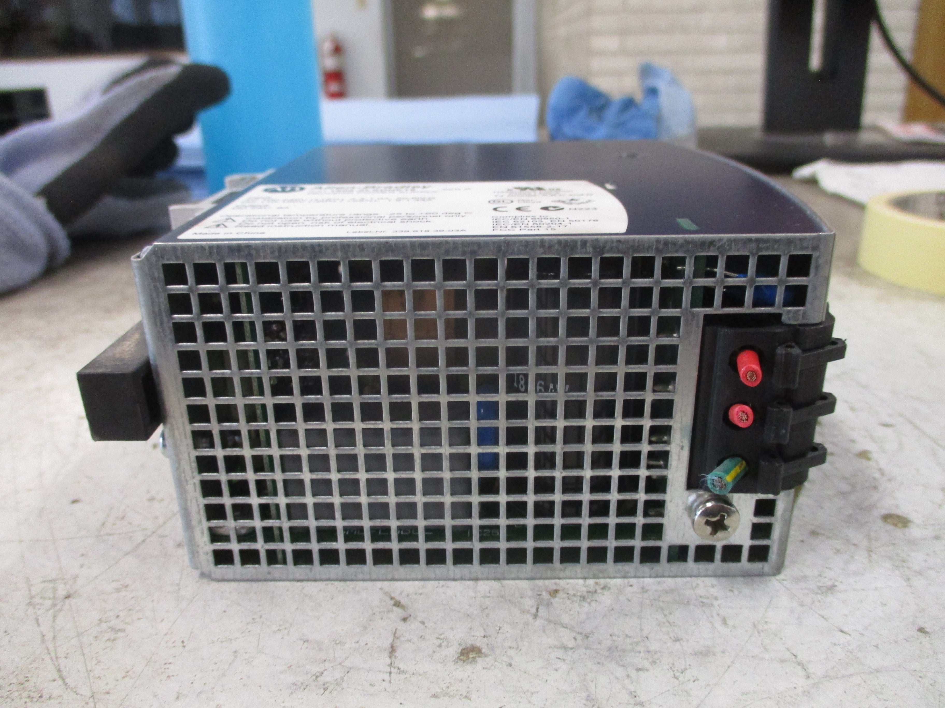 Allen-Bradley DeviceNet Power Supply 1606-XLSDNET8 Ser. A Used