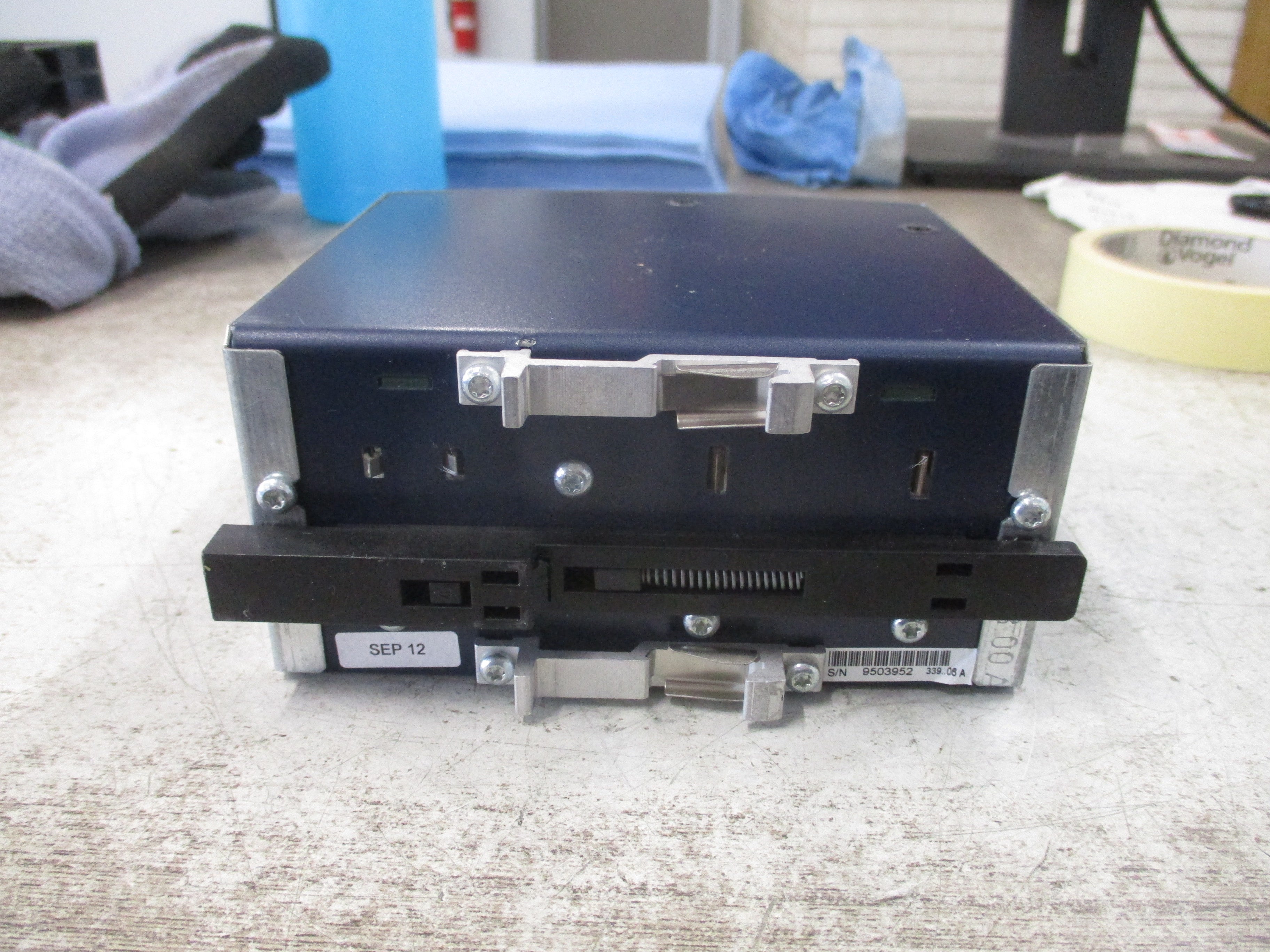 Allen-Bradley DeviceNet Power Supply 1606-XLSDNET8 Ser. A Used