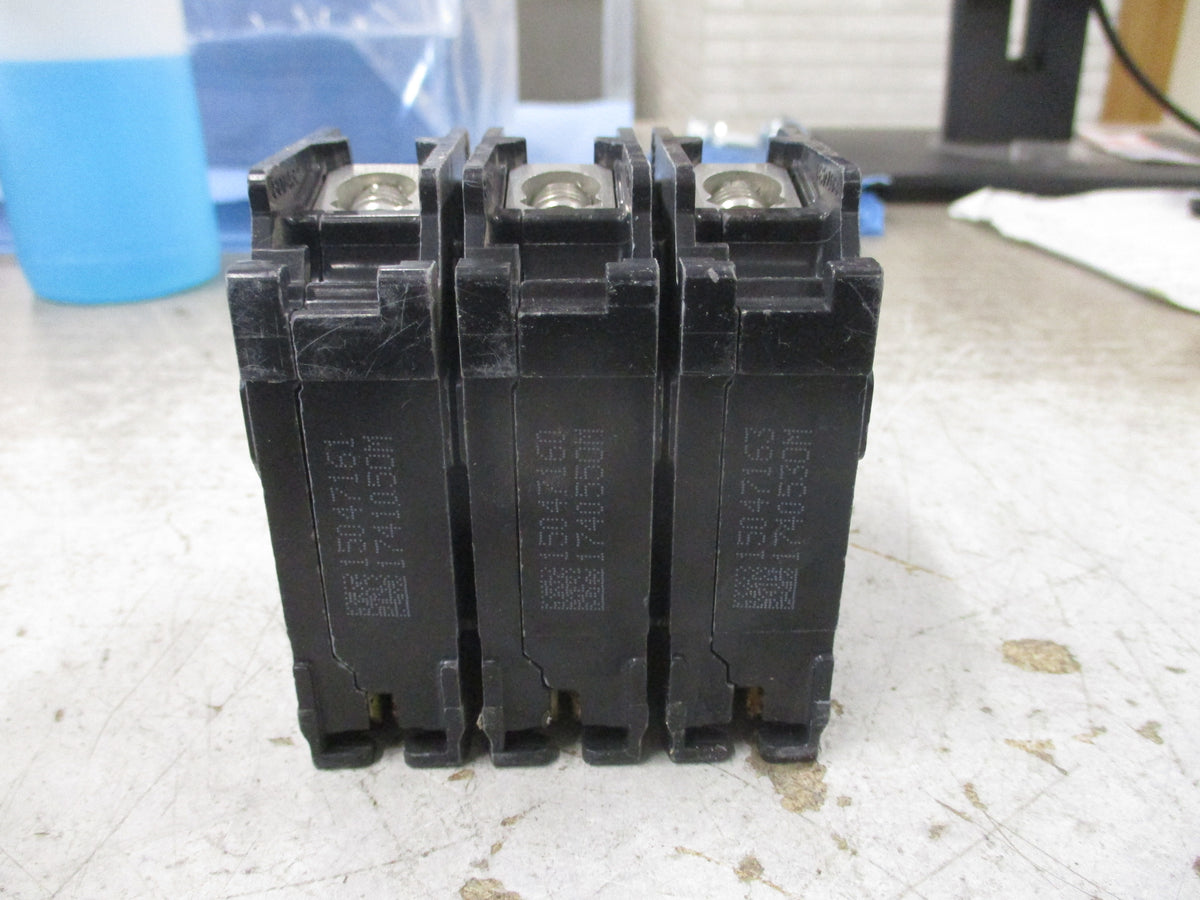 Siemens Type QP Clip-On Circuit Breaker Q3100 100A 240V 3P Used