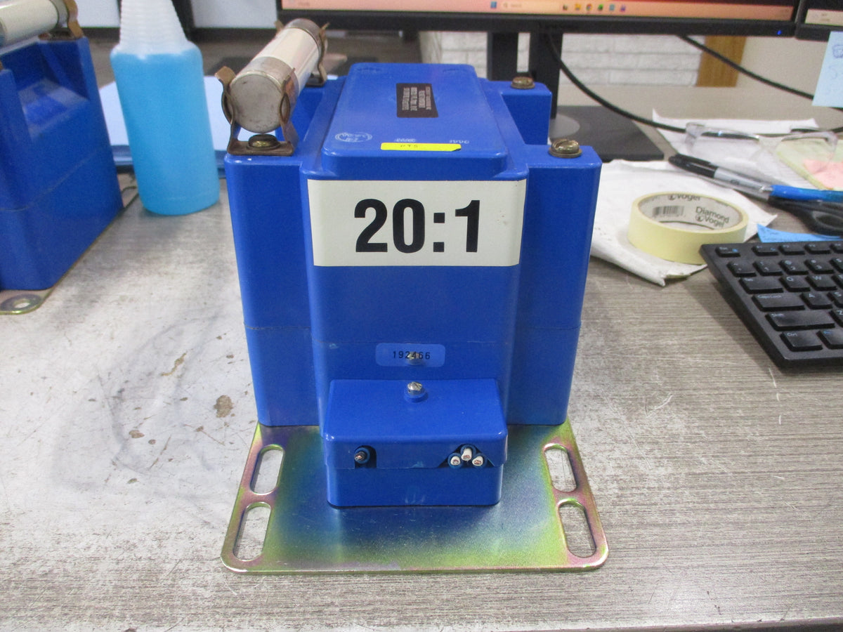 Instrument Transformers Voltage Transformer PT3-60 242FFS Pri: 2400V Used