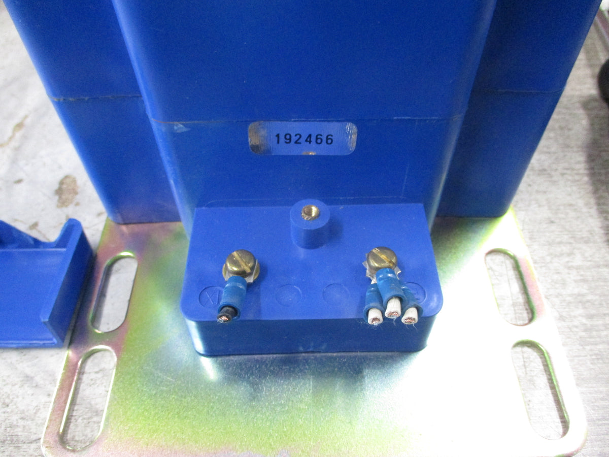 Instrument Transformers Voltage Transformer PT3-60 242FFS Pri: 2400V Used