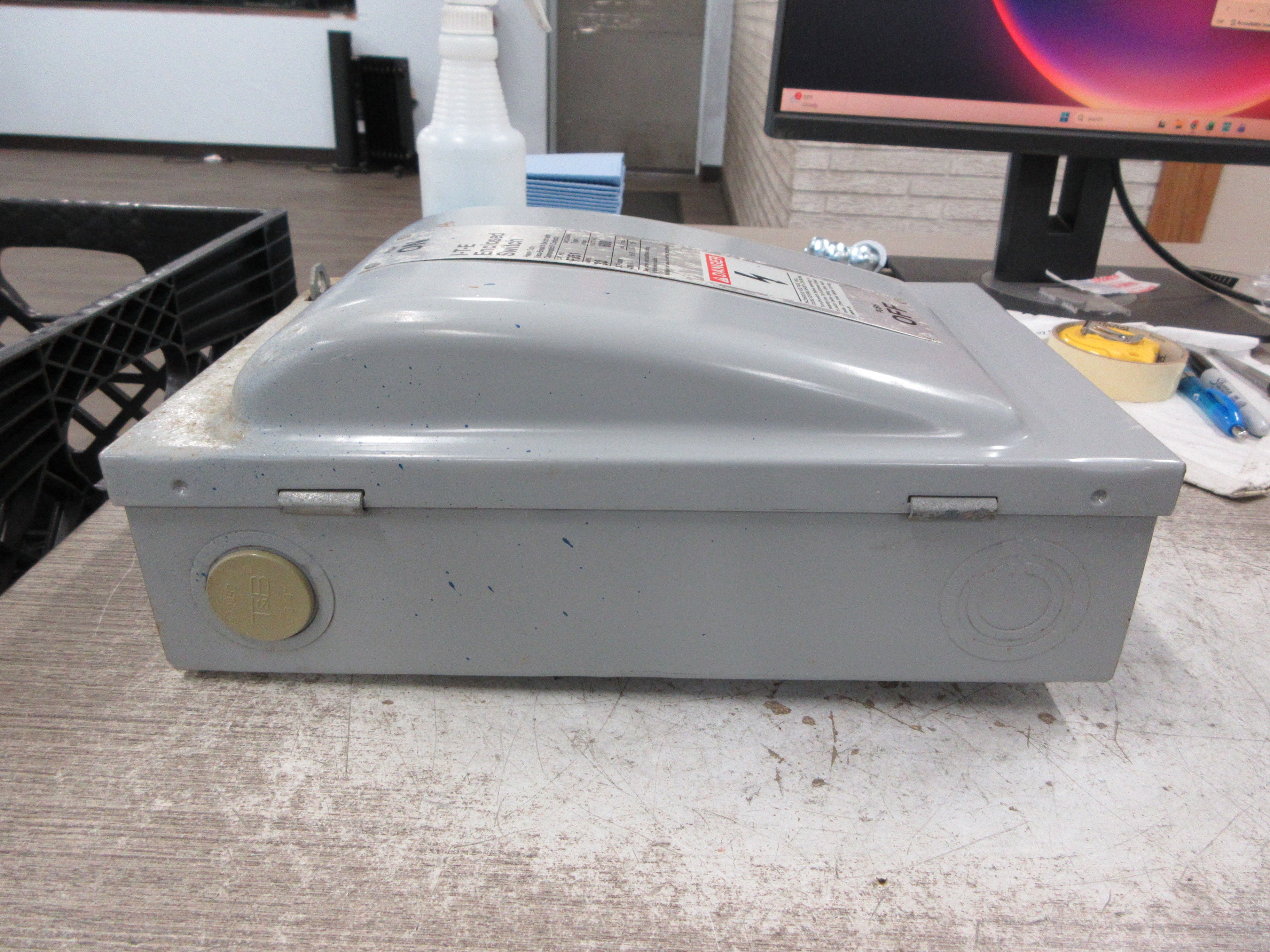 ITE Fusible Safety Switch/Disconnect F351 30A 600V 3Ph Used