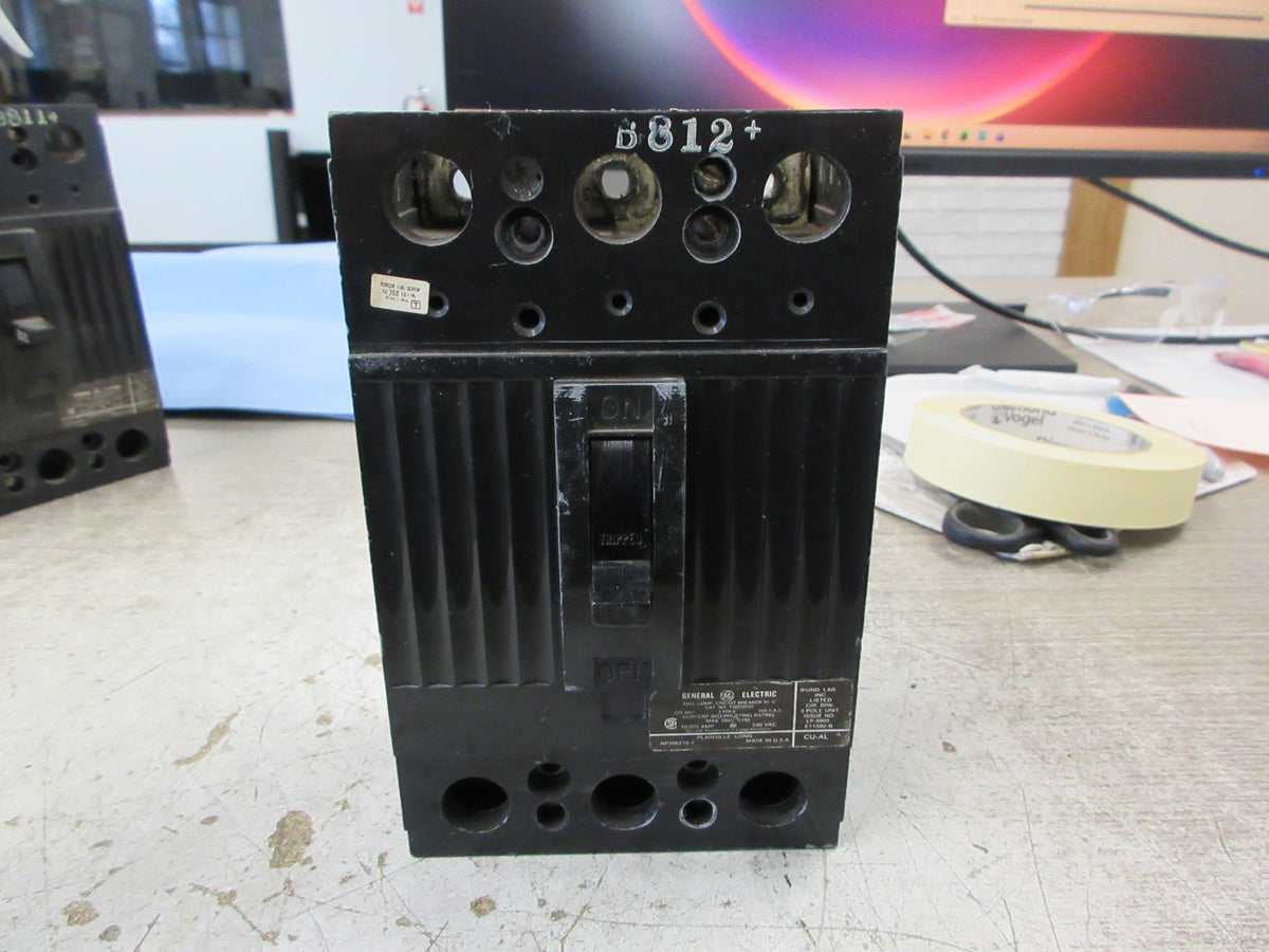 GE Circuit Breaker TQD32225 225A 240V 3P *No Lugs* Used
